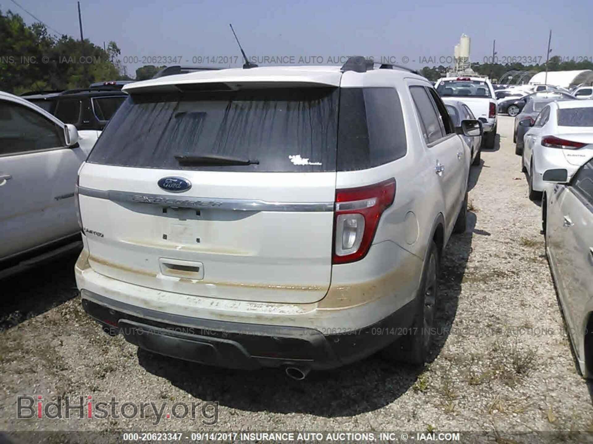2012 Ford Explorer - VIN: 1FMHK7F89CGA12870 - Photo 4