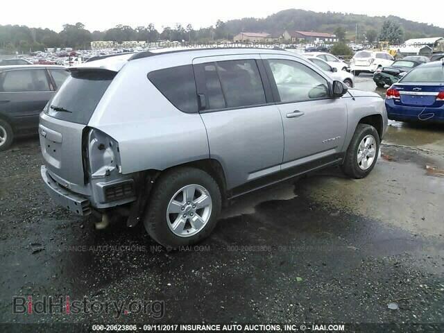 2015 Jeep Compass - VIN: 1C4NJCBA4FD218812 - Фото 4