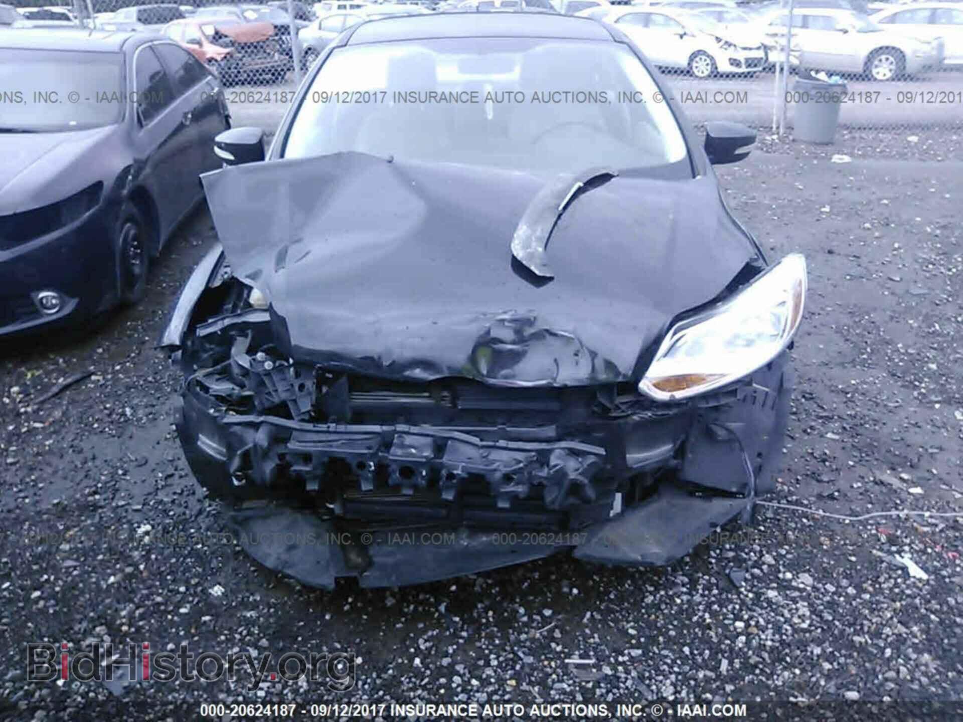 2012 Ford Focus - VIN: 1FAHP3H2XCL384805 - Photo 6