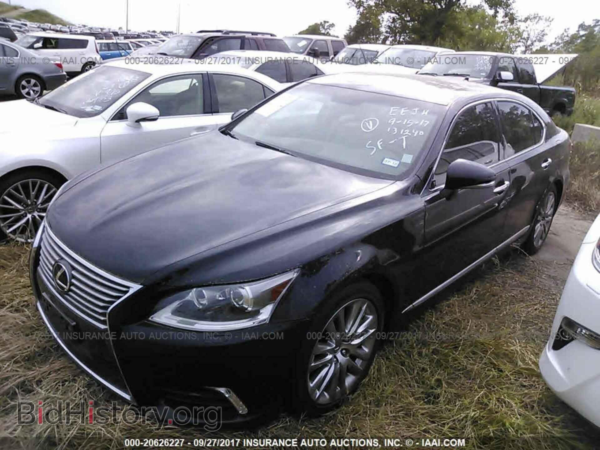 2014 Lexus Ls - VIN: JTHBL5EF0E5131240 - Photo 2