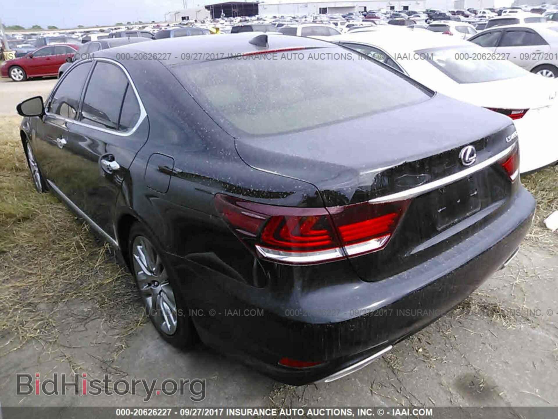 2014 Lexus Ls - VIN: JTHBL5EF0E5131240 - Photo 3