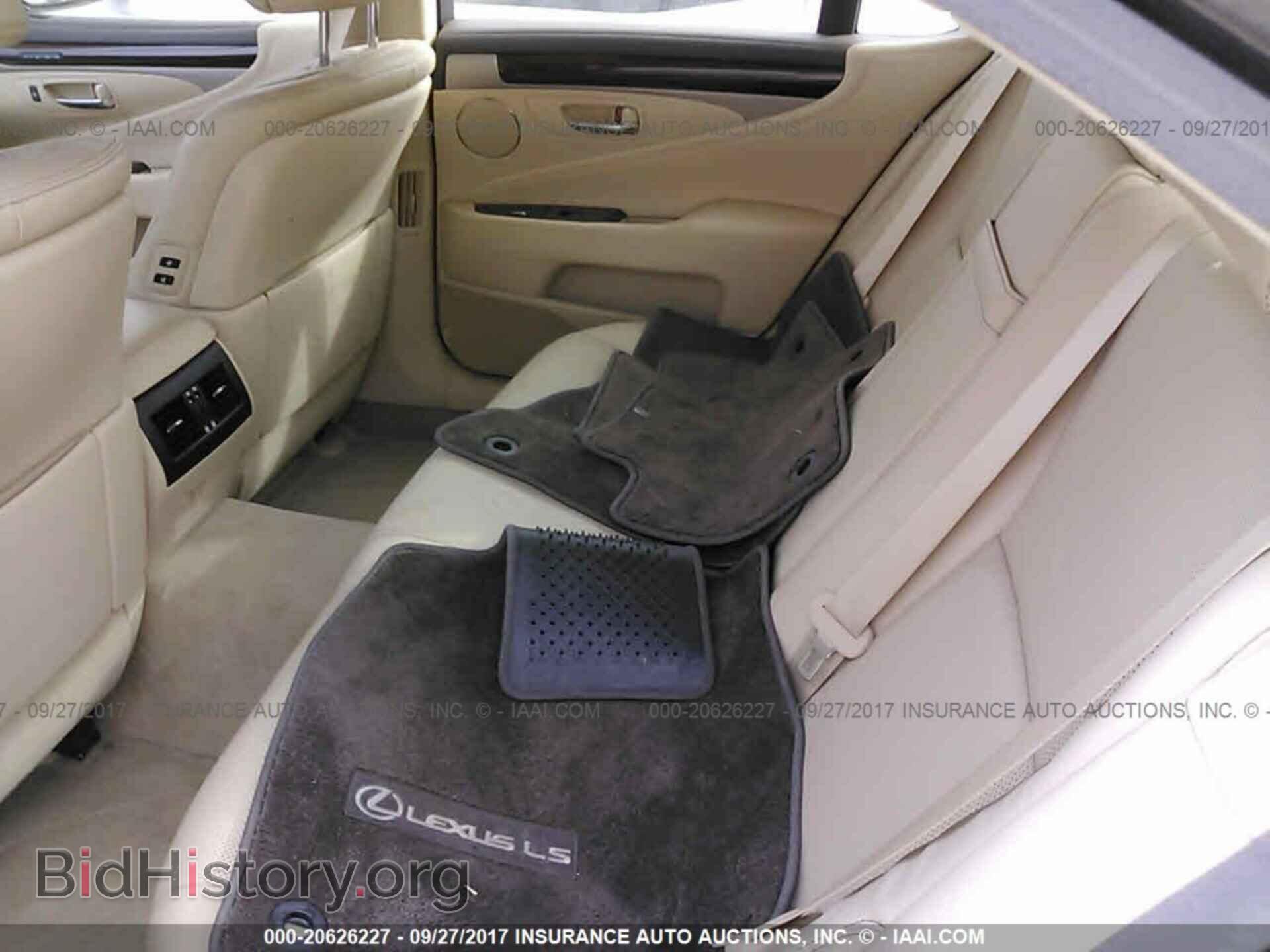 2014 Lexus Ls - VIN: JTHBL5EF0E5131240 - Photo 8