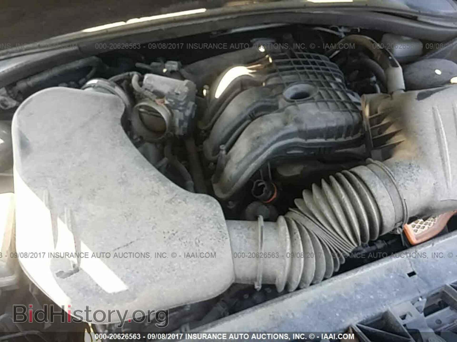 2011 Dodge Challenger - VIN: 2B3CJ4DG2BH525585 - Фото 10