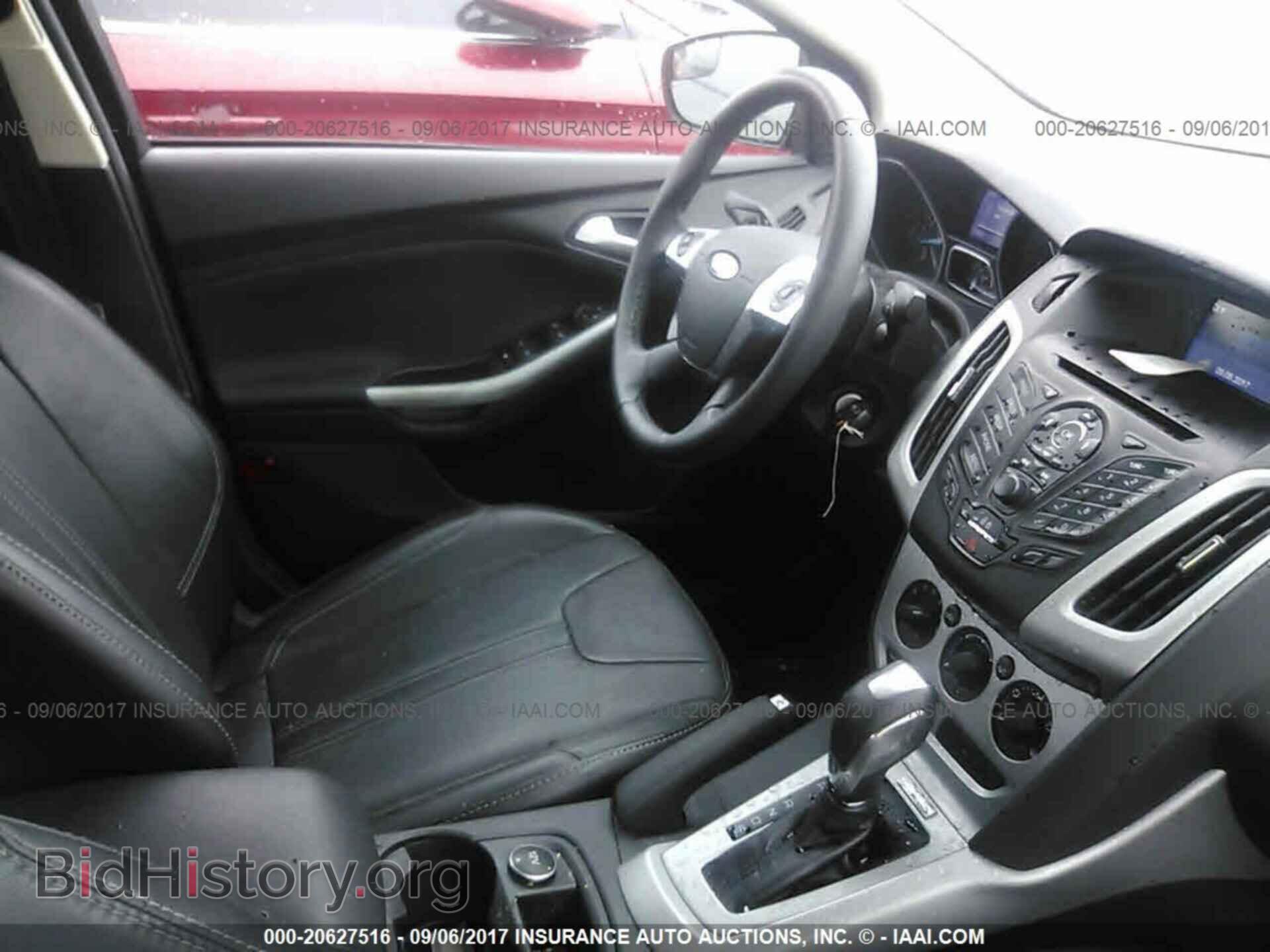 2014 Ford Focus - VIN: 1FADP3F29EL323403 - Photo 5