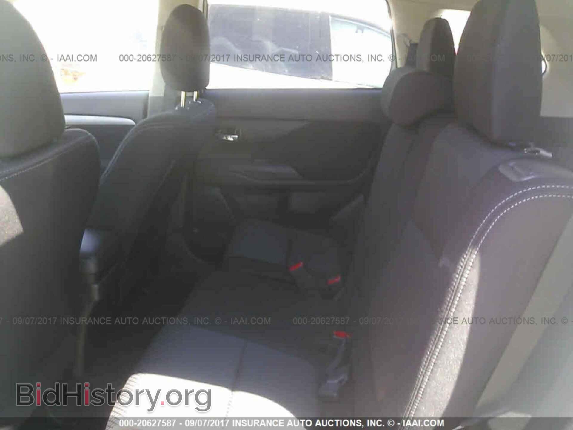 2017 Mitsubishi Outlander - VIN: JA4AD3A33HZ028220 - Фото 8