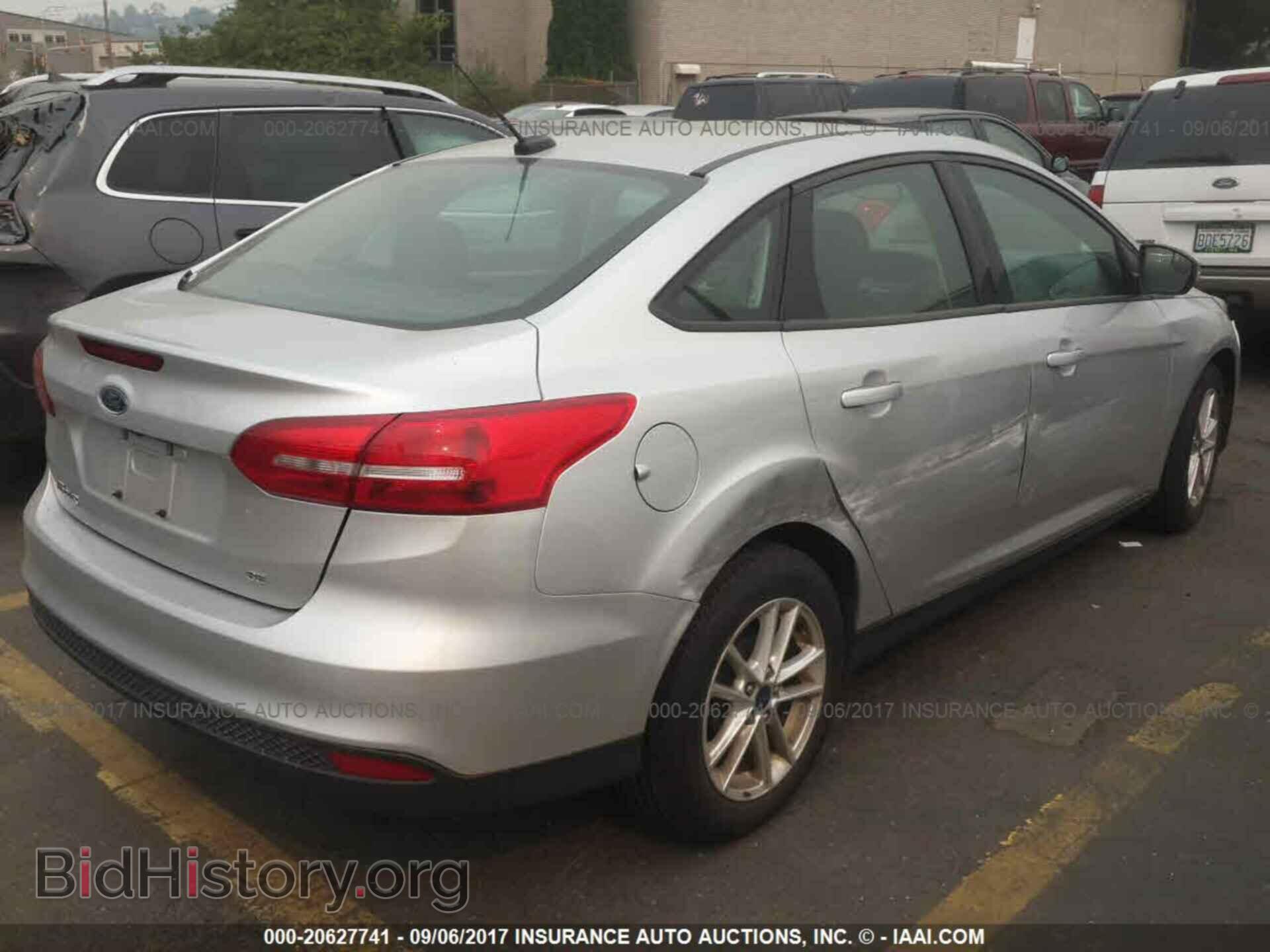2016 Ford Focus - VIN: 1FADP3F26GL351887 - Фото 4