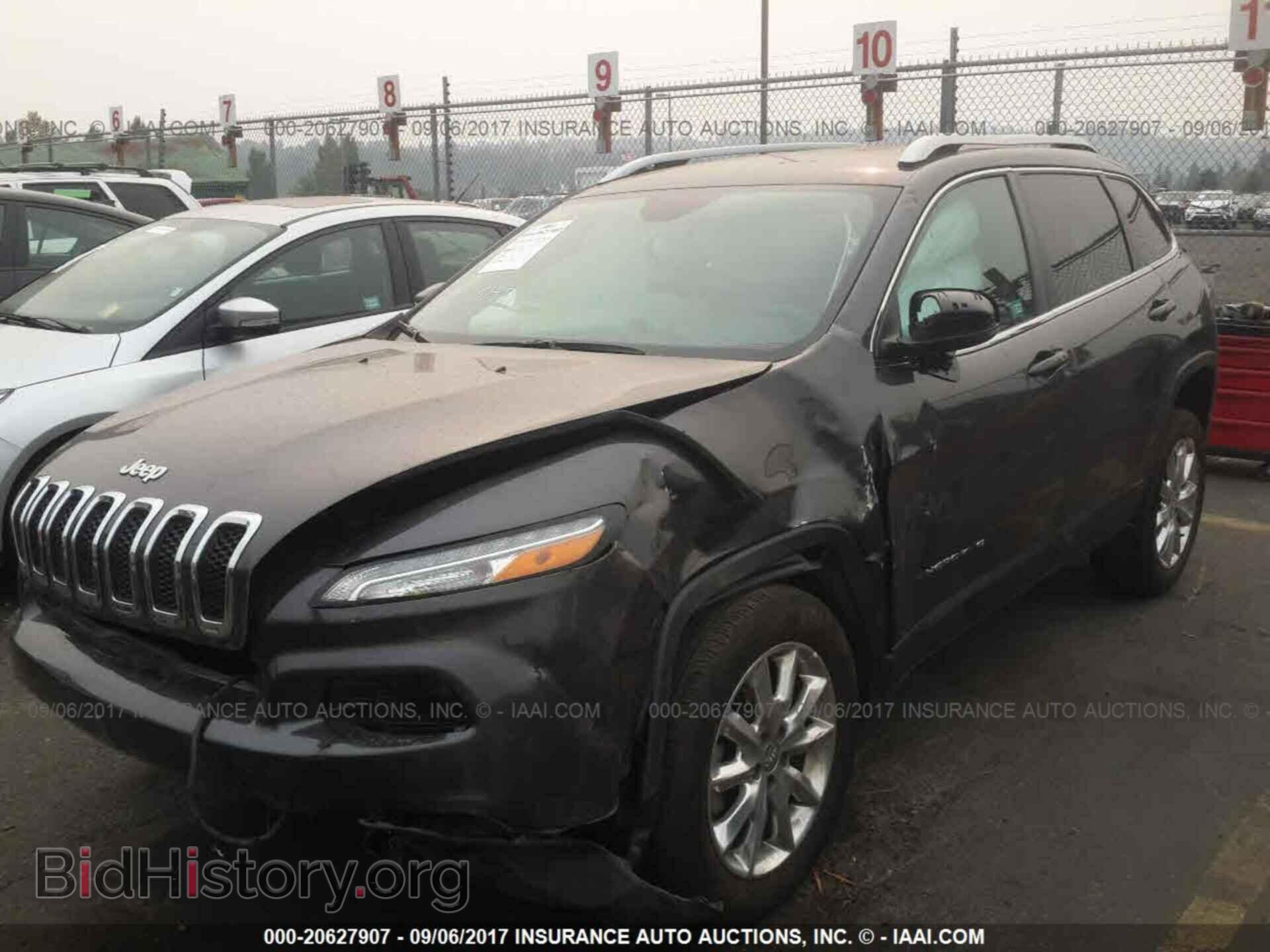 2017 Jeep Cherokee - VIN: 1C4PJMDB3HW524086 - Фото 2