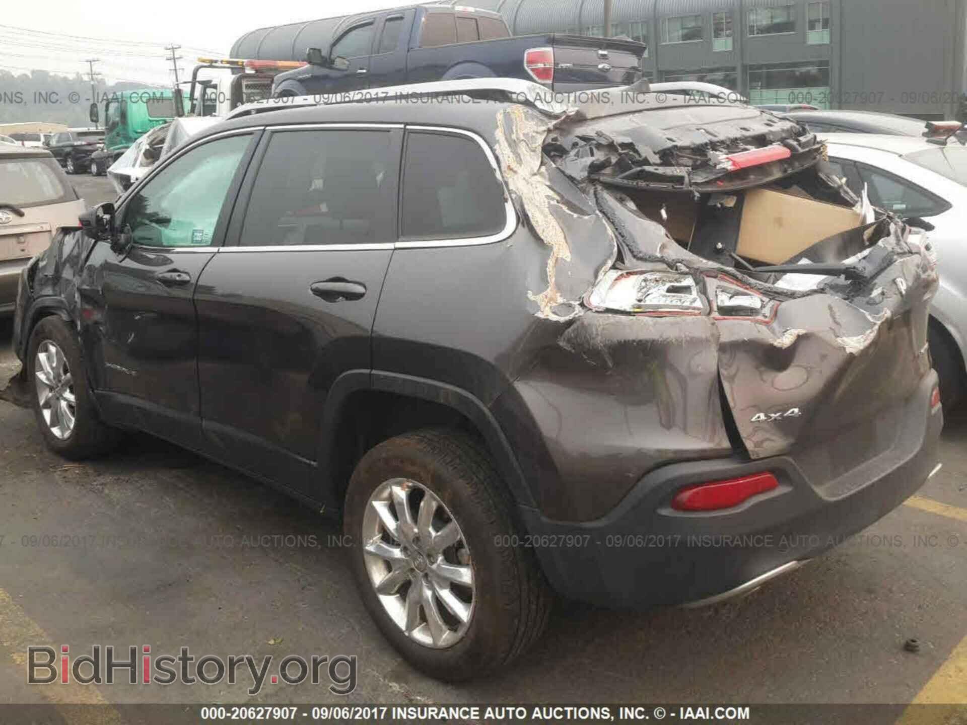 2017 Jeep Cherokee - VIN: 1C4PJMDB3HW524086 - Фото 3