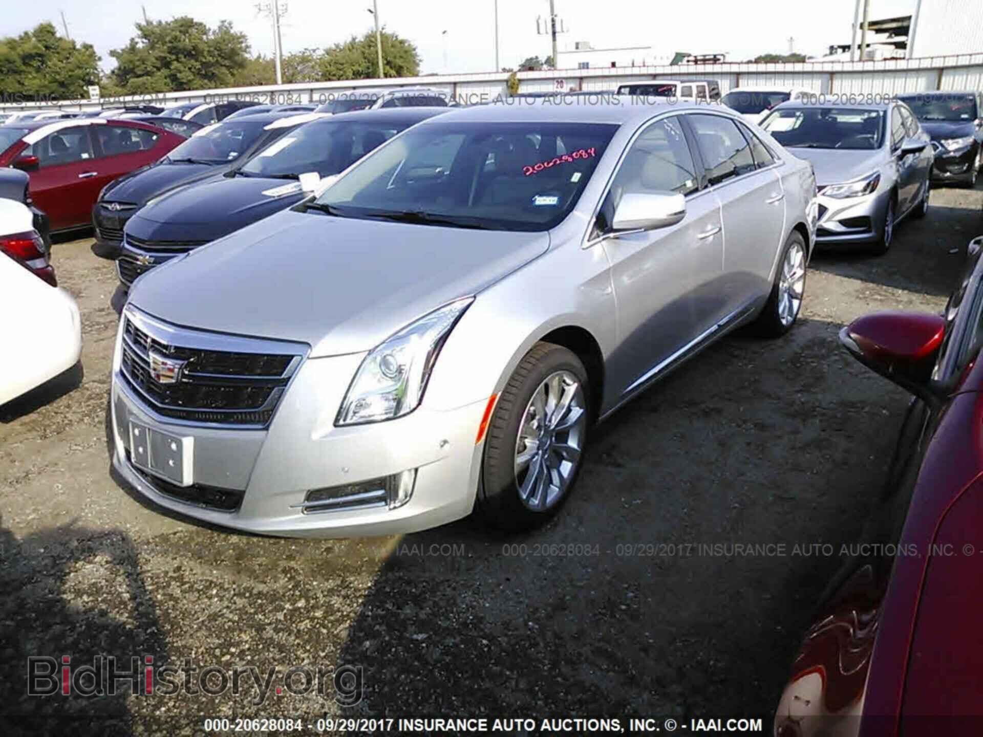 2017 Cadillac Xts - VIN: 2G61M5S30H9199679 - Фото 2