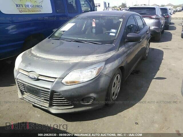 2014 Ford Focus - VIN: 1FADP3E23EL310972 - Photo 2
