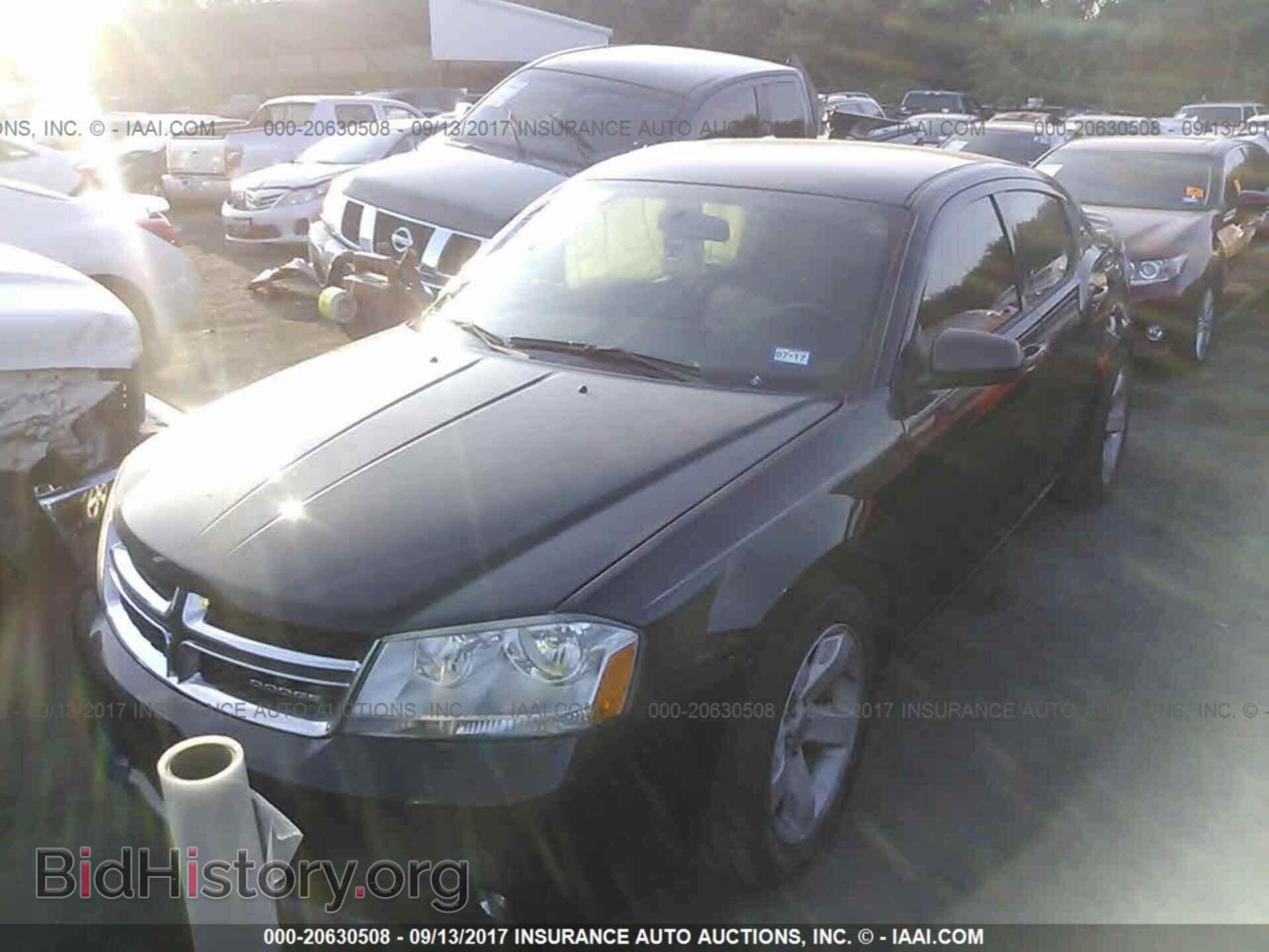 2011 Dodge Avenger - VIN: 1B3BD2FB8BN585161 - Photo 2