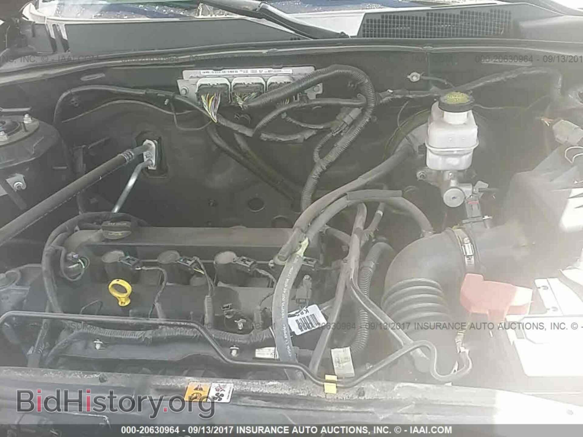 2012 Ford Escape - VIN: 1FMCU0D72CKB76285 - Photo 10