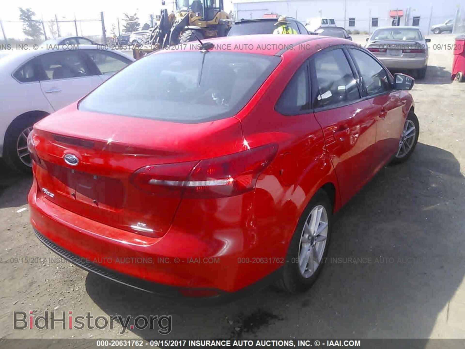 2016 Ford Focus - VIN: 1FADP3F27GL239499 - Фото 4