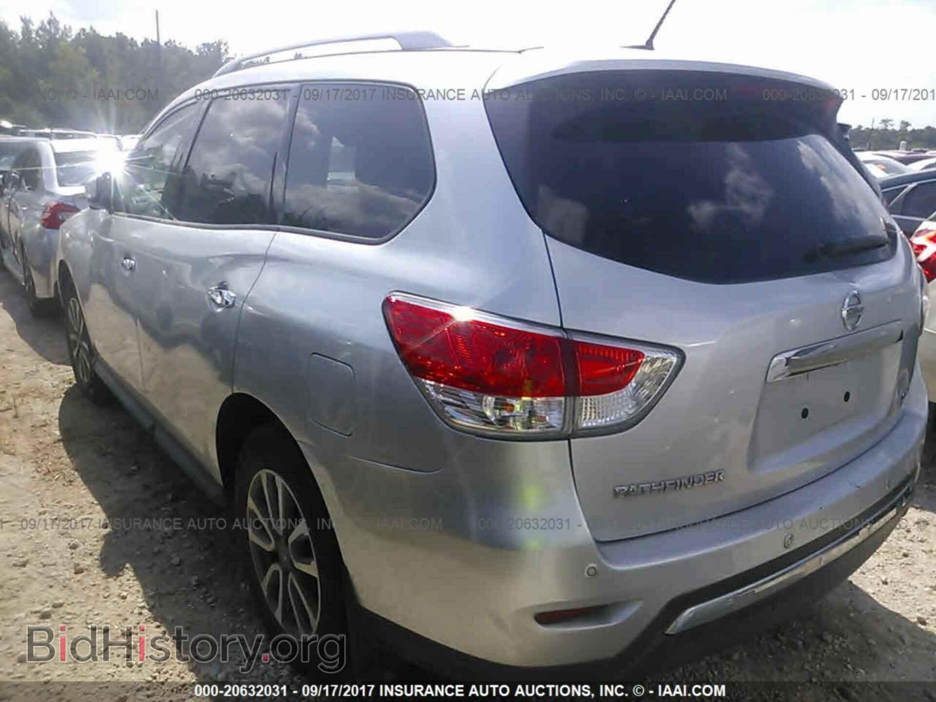 2013 Nissan Pathfinder - VIN: 5N1AR2MN2DC640982 - Фото 3