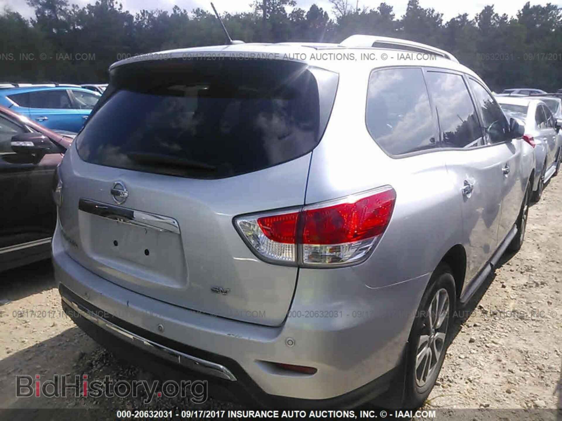 2013 Nissan Pathfinder - VIN: 5N1AR2MN2DC640982 - Фото 4