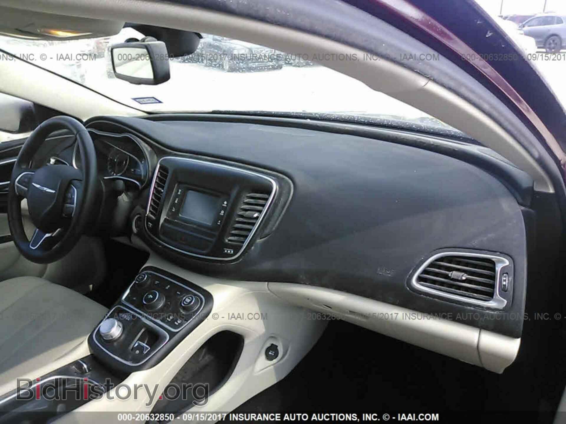 2016 Chrysler 200 - VIN: 1C3CCCAB7GN152929 - Фото 5