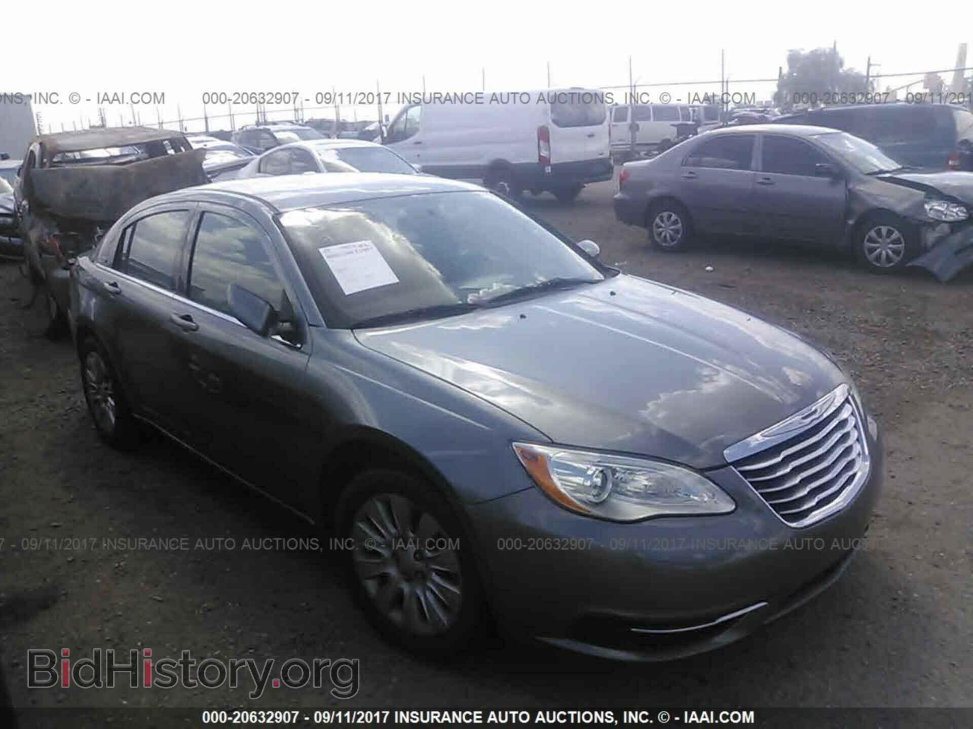 Photo 1C3CCBAB9DN646652 - Chrysler 200 2013