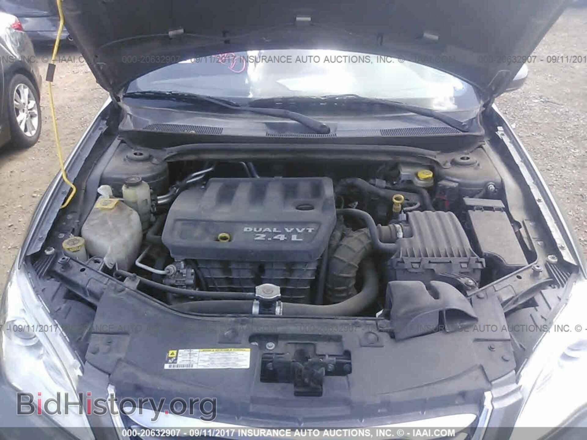 2013 Chrysler 200 - VIN: 1C3CCBAB9DN646652 - Фото 10