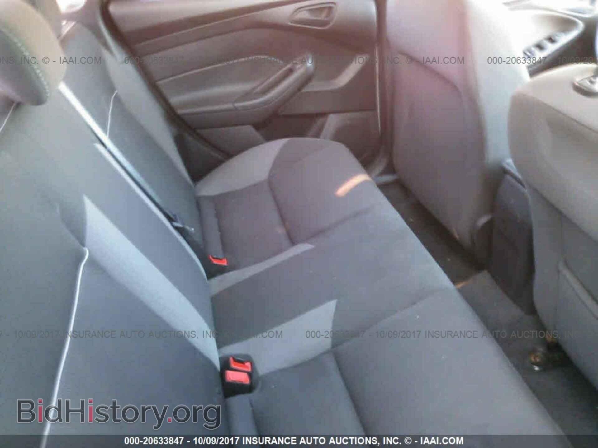 2012 Ford Focus - VIN: 1FAHP3F2XCL211384 - Photo 8