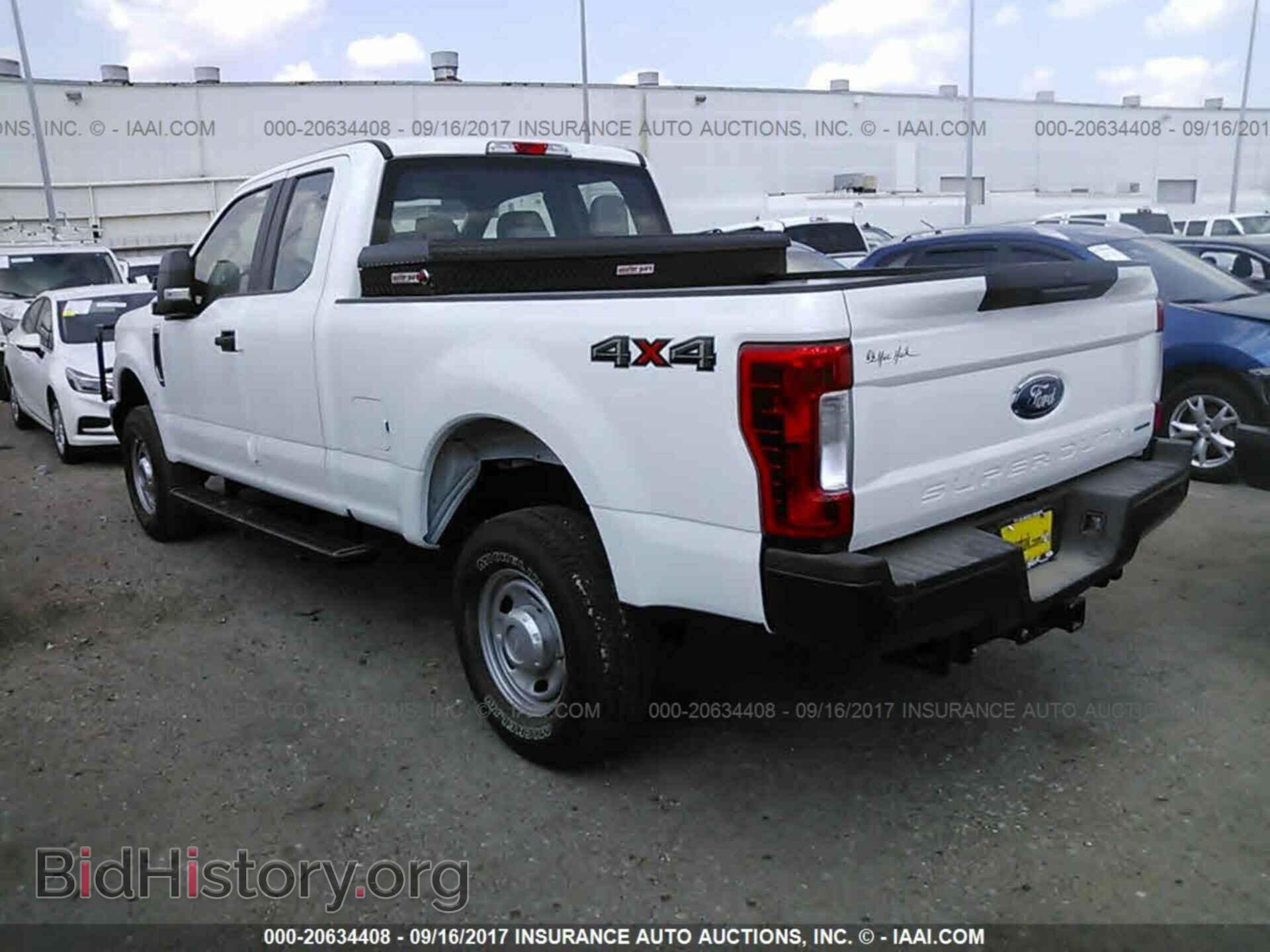 2017 Ford F250 - VIN: 1FT7X2B65HED72164 - Фото 3