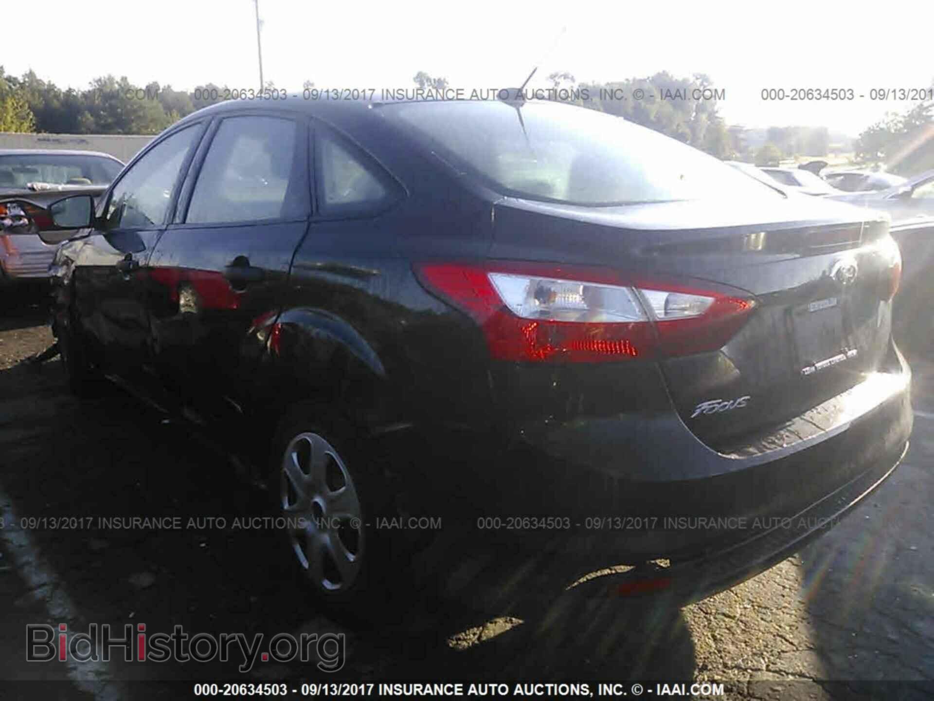 2012 Ford Focus - VIN: 1FAHP3E21CL318681 - Photo 3