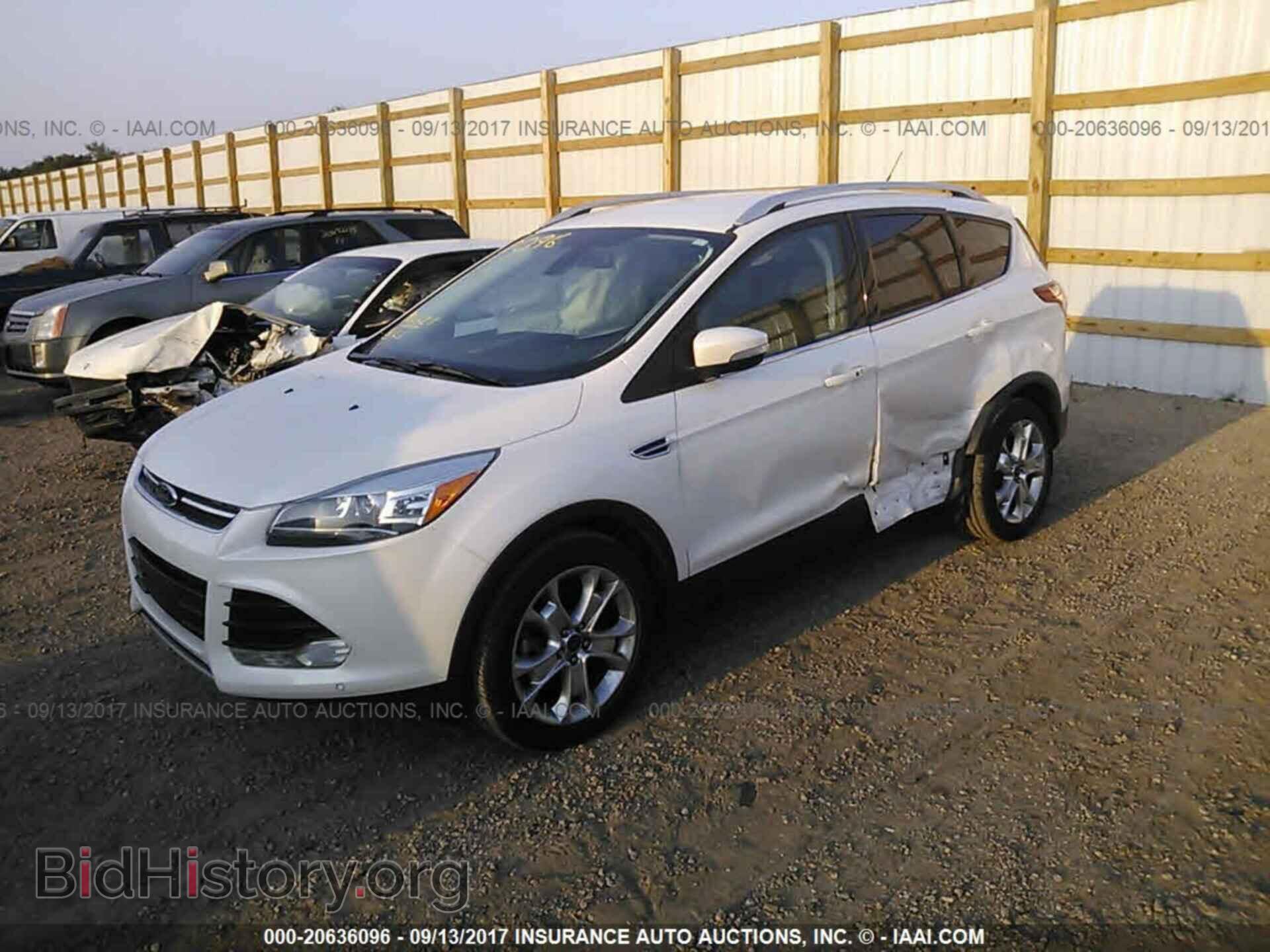 2014 Ford Escape - VIN: 1FMCU9J91EUC75889 - Фото 2