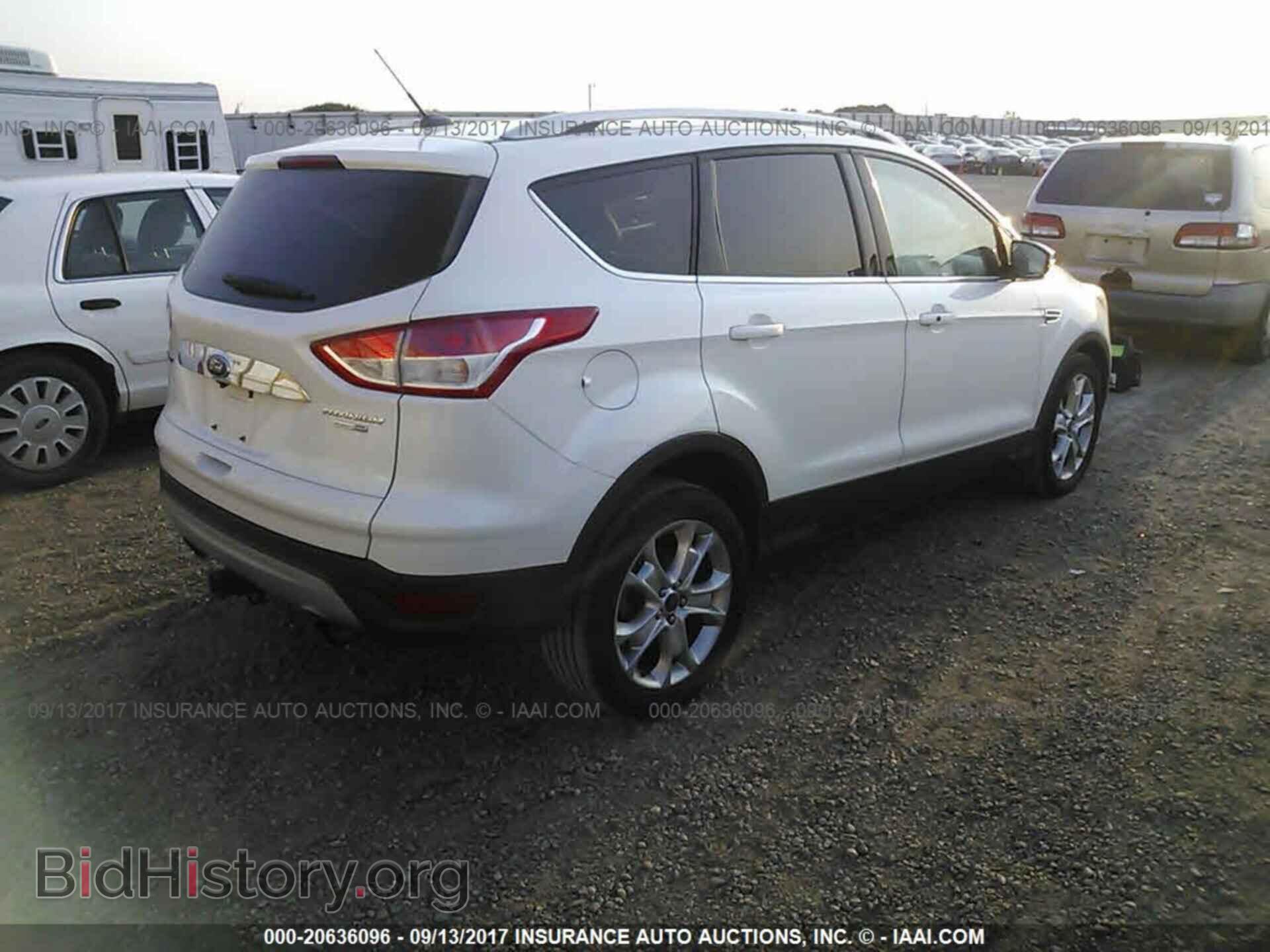 2014 Ford Escape - VIN: 1FMCU9J91EUC75889 - Фото 4