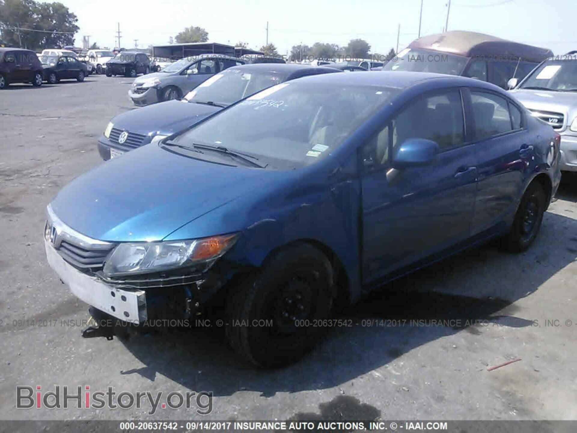2012 Honda Civic - VIN: 19XFB2F57CE061912 - Photo 2