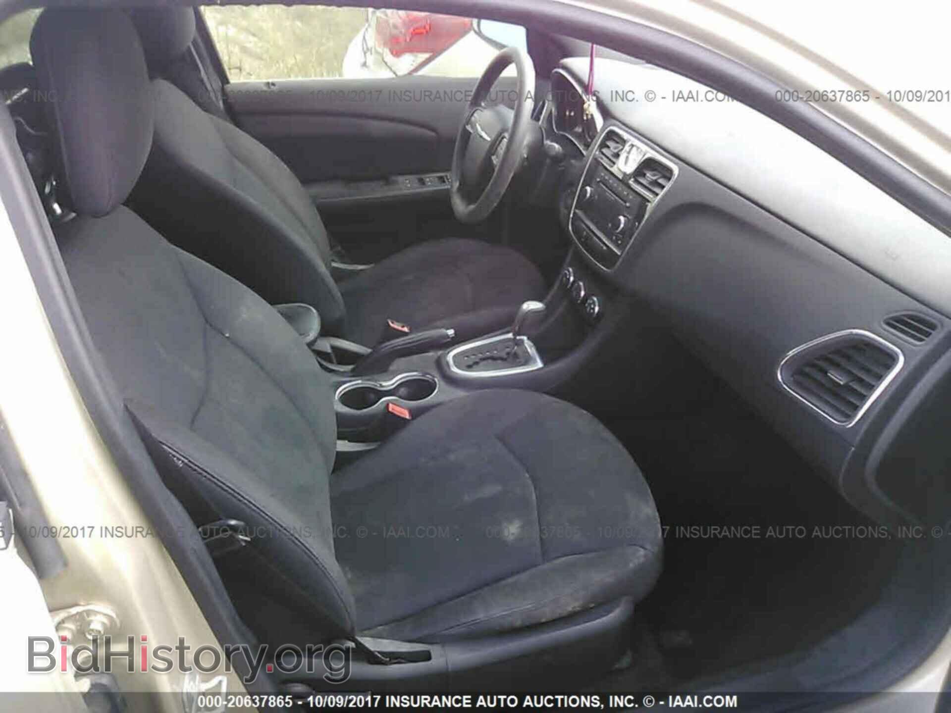 2014 Chrysler 200 - VIN: 1C3CCBAB8EN210294 - Фото 5