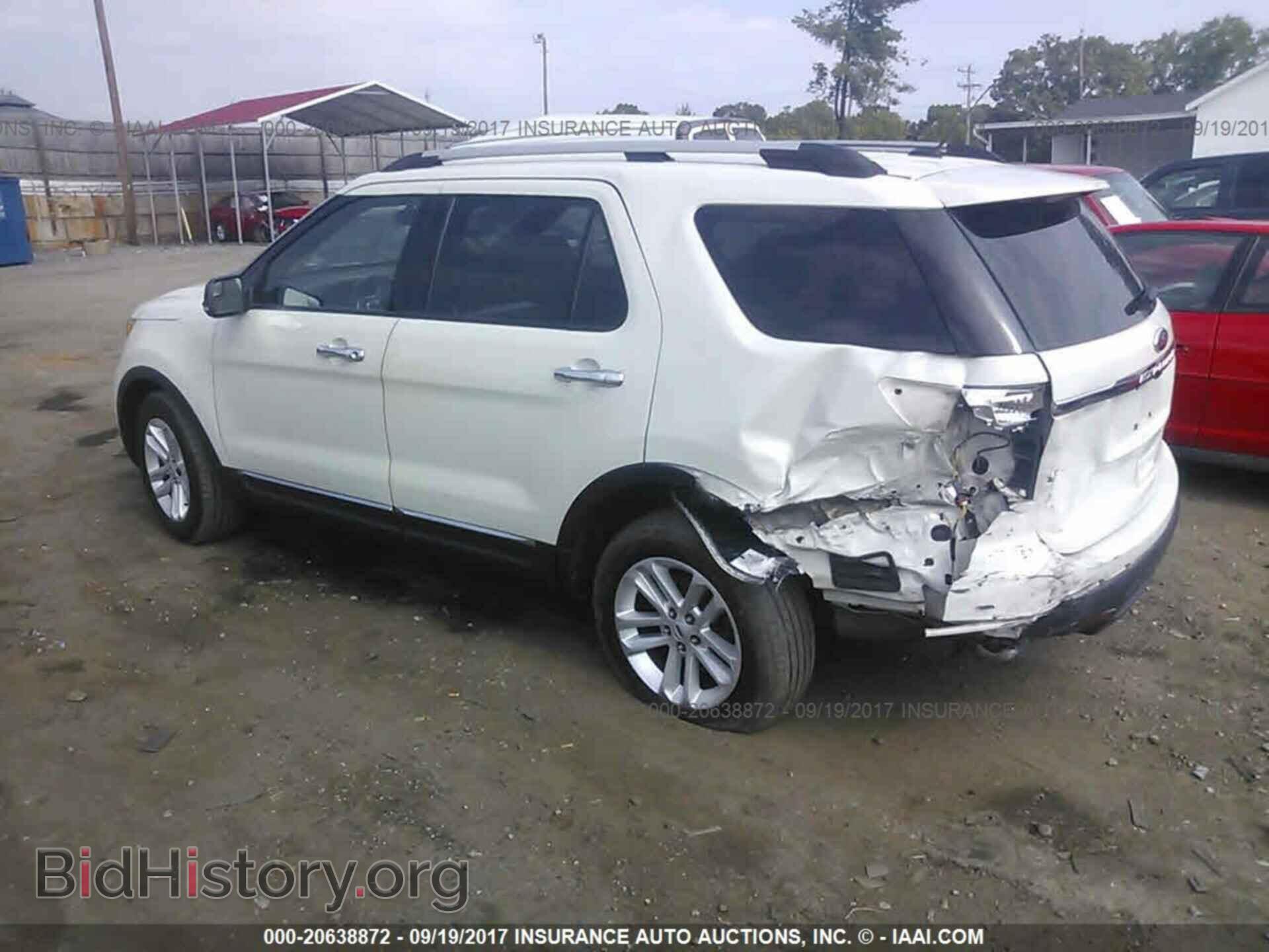 2012 Ford Explorer - VIN: 1FMHK8D81CGA19496 - Photo 3