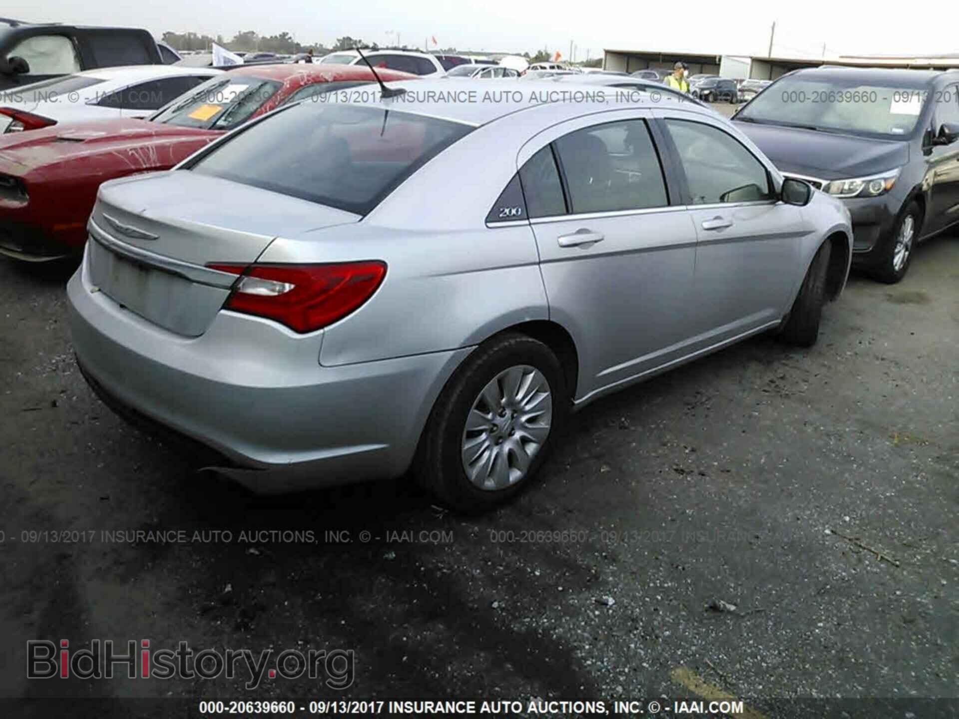 2012 Chrysler 200 - VIN: 1C3CCBAB5CN229012 - Фото 4