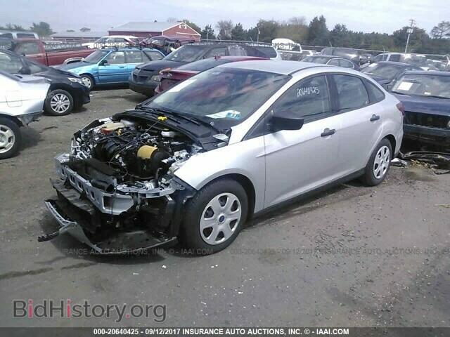 2017 Ford Focus - VIN: 1FADP3E28HL234797 - Photo 2
