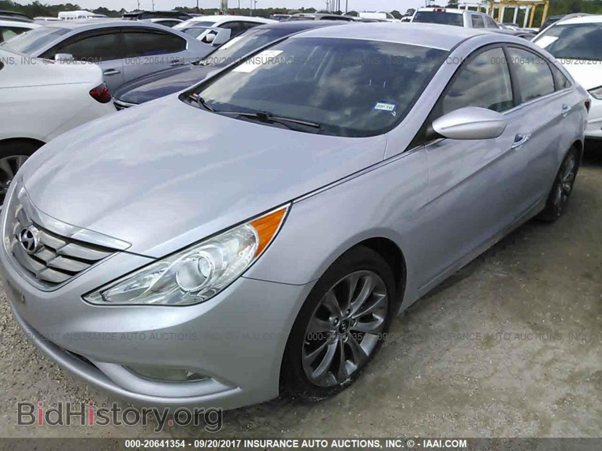 2012 Hyundai Sonata - VIN: 5NPEC4AC2CH362433 - Photo 2