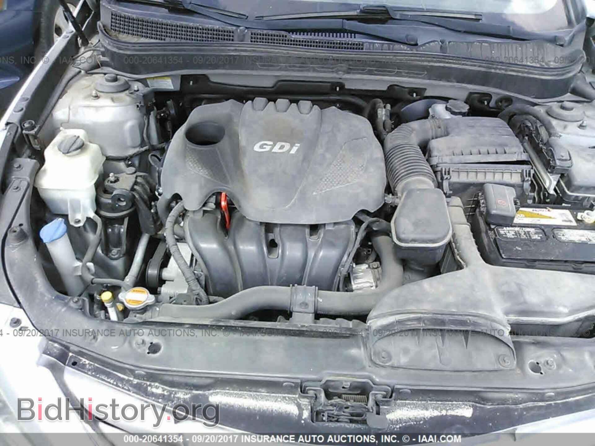 2012 Hyundai Sonata - VIN: 5NPEC4AC2CH362433 - Photo 10