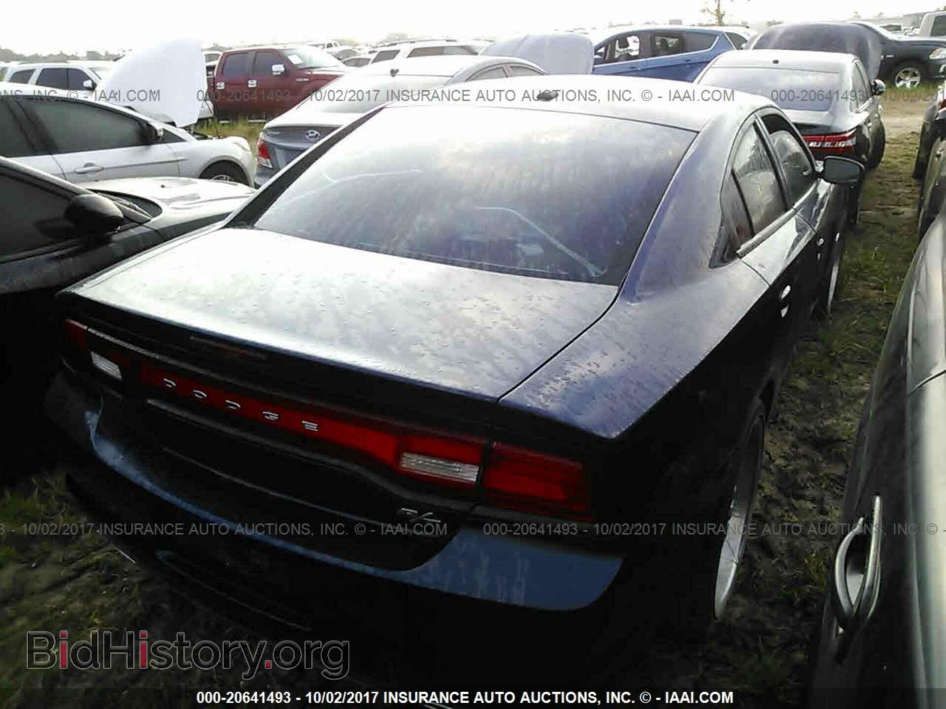 2014 Dodge Charger - VIN: 2C3CDXCT7EH134768 - Photo 4