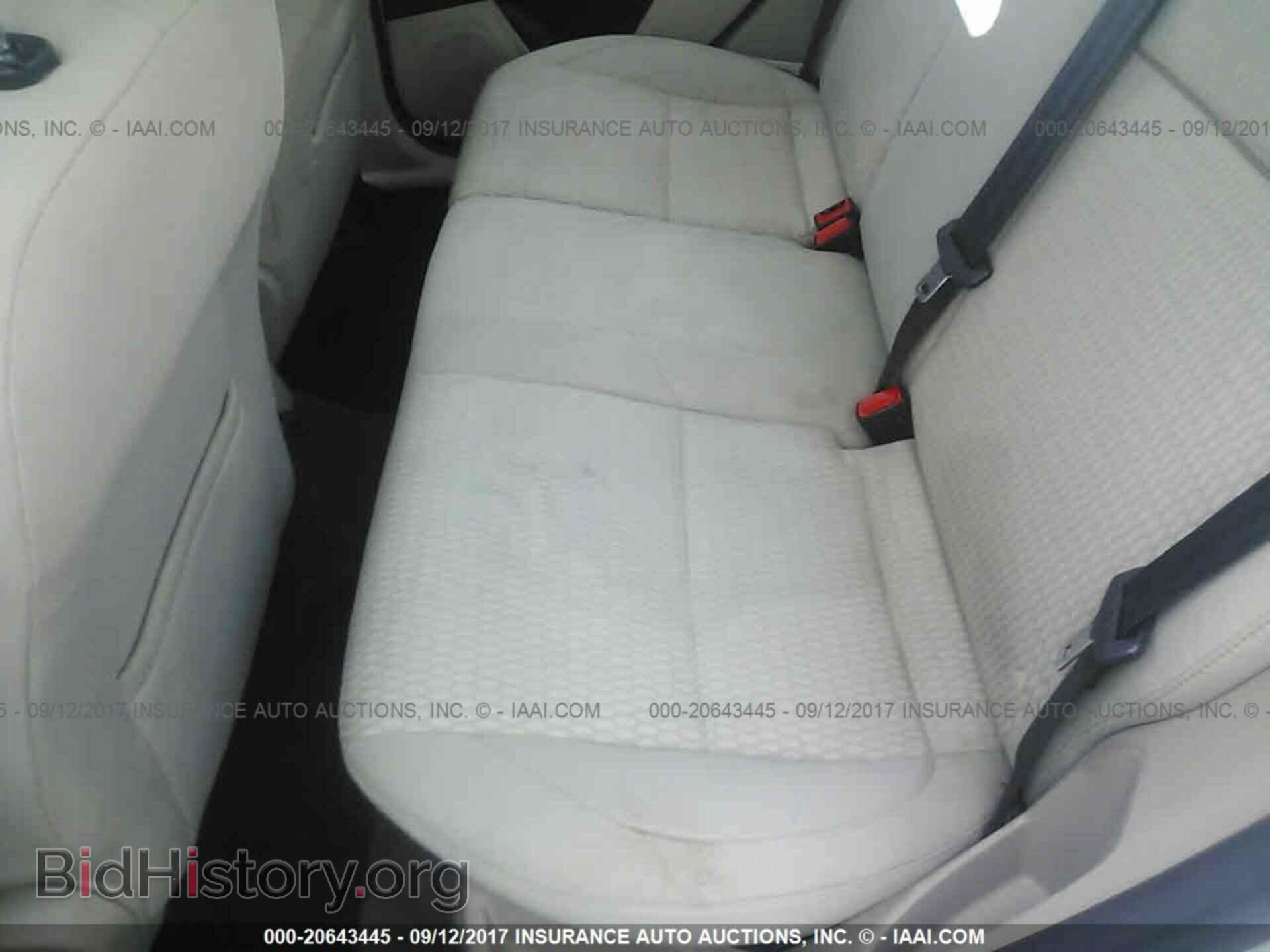 2012 Ford Focus - VIN: 1FAHP3H21CL163206 - Photo 8