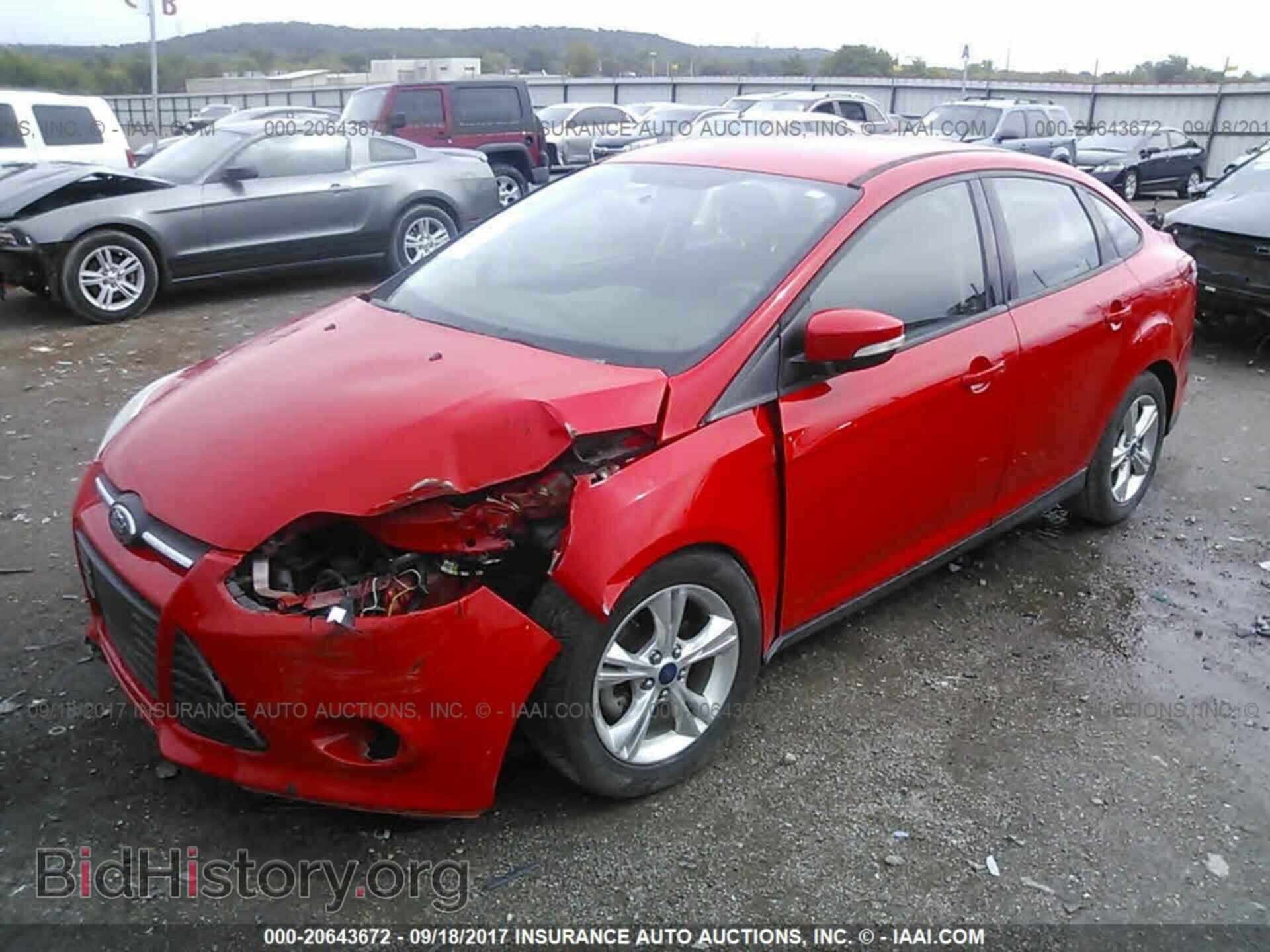 2014 Ford Focus - VIN: 1FADP3F20EL368150 - Фото 2