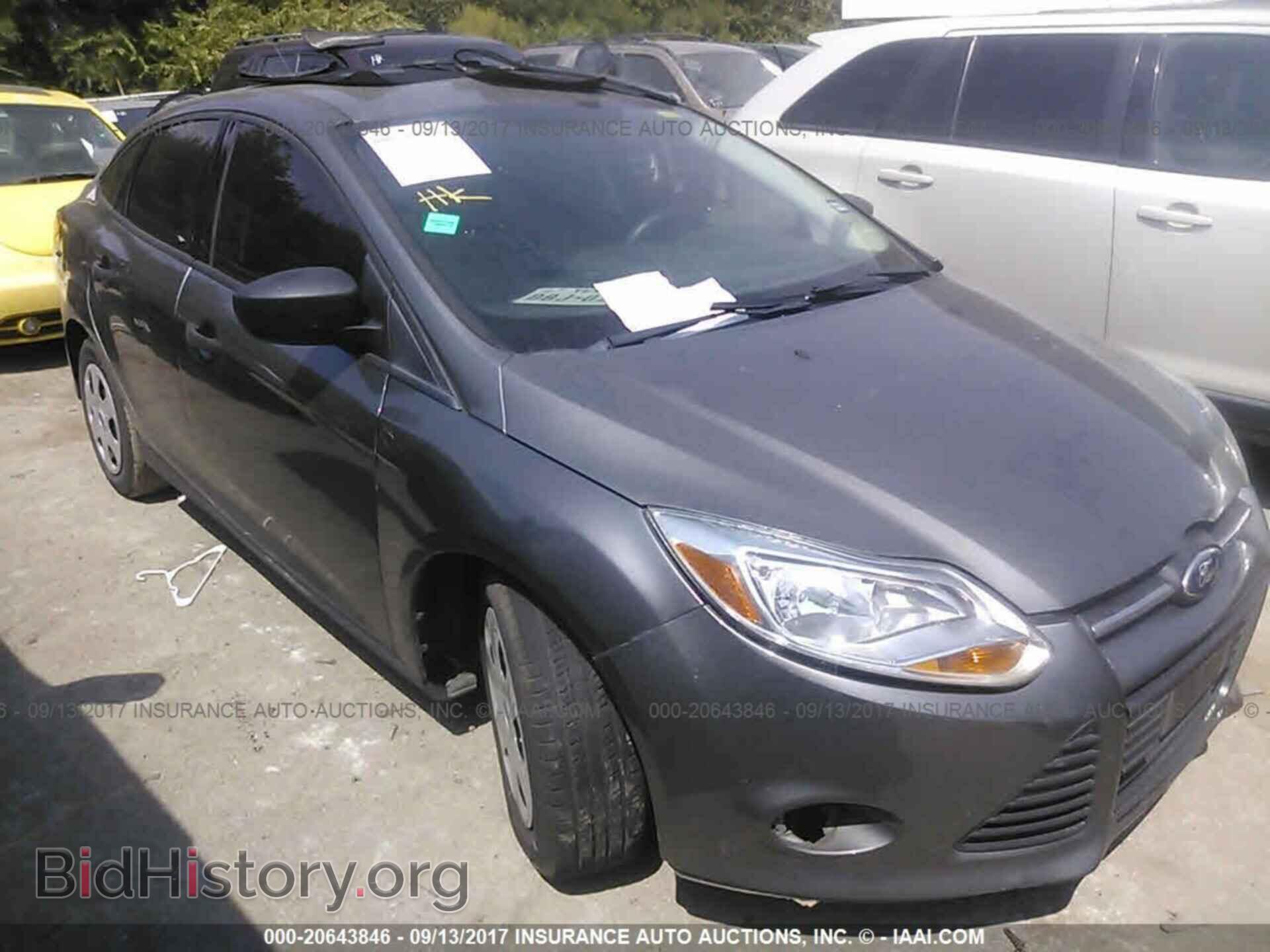 Photo 1FAHP3E23CL450146 - Ford Focus 2012