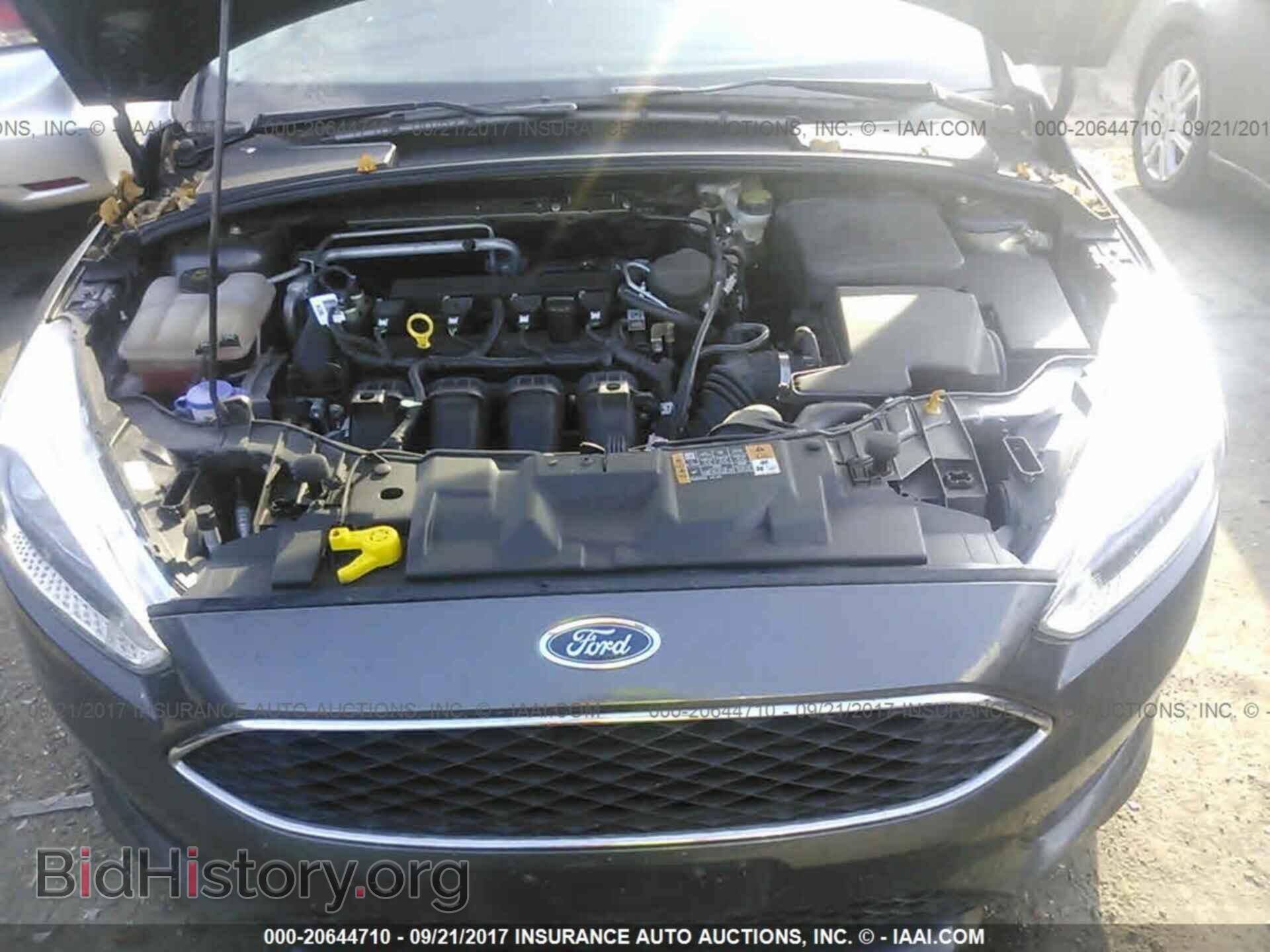 2015 Ford Focus - VIN: 1FADP3F28FL347712 - Photo 10