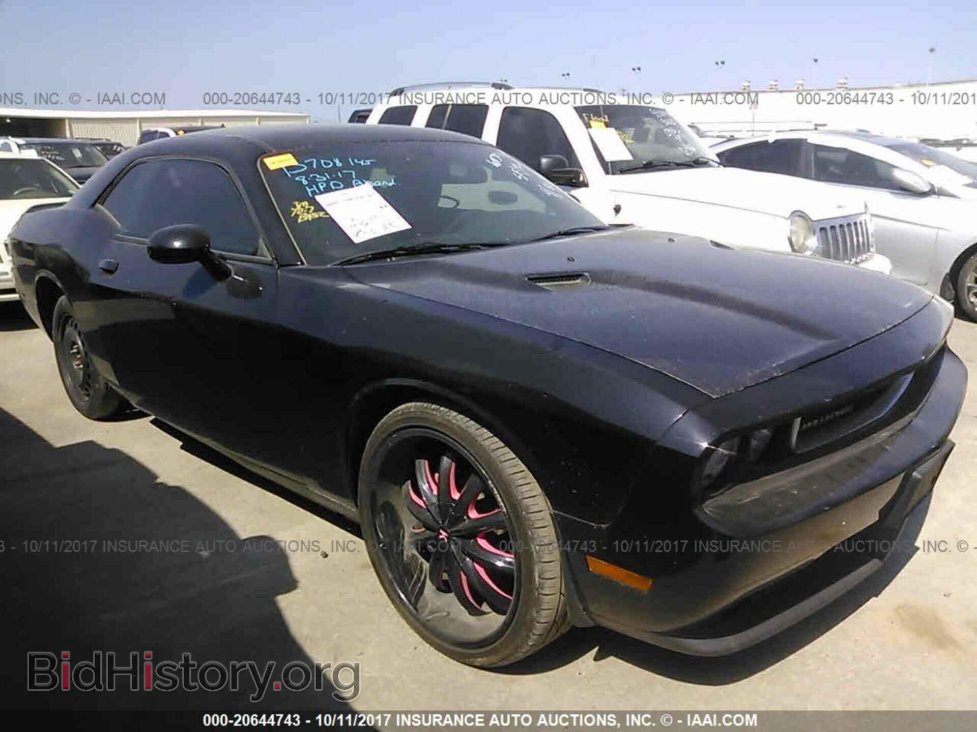Photo 2C3CDYAGXCH170107 - Dodge Challenger 2012