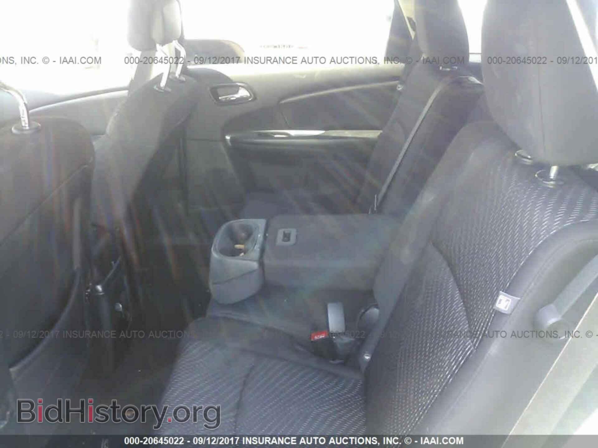 2014 Dodge Journey - VIN: 3C4PDCBG9ET120131 - Photo 8