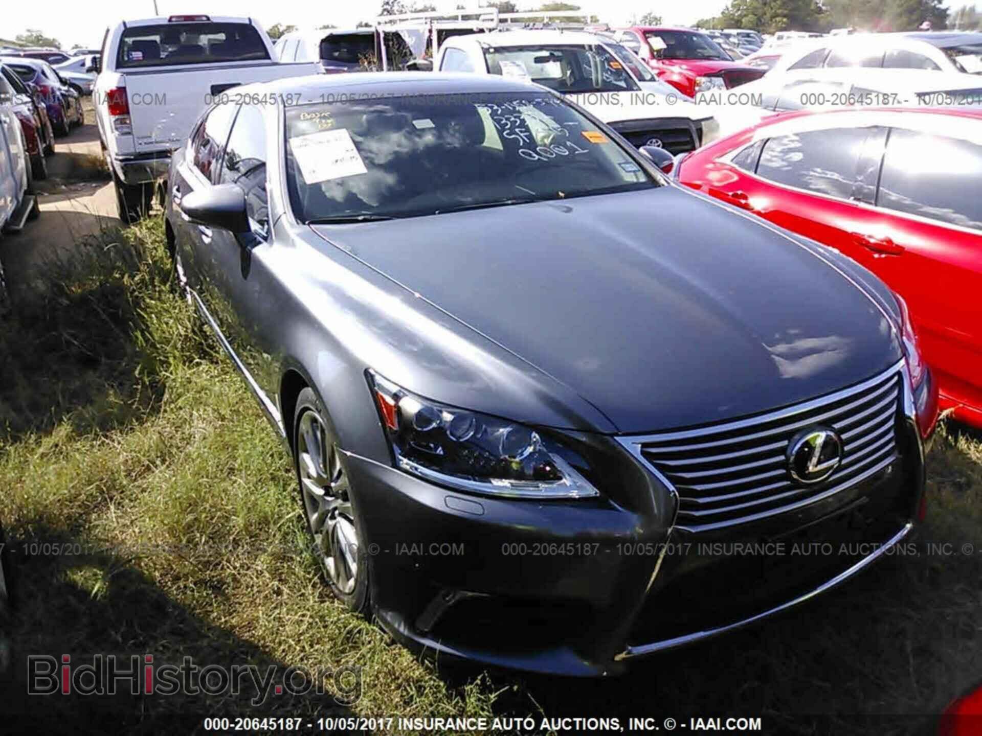 2015 Lexus Ls - VIN: JTHBL5EF8F5133352 - Фото 1