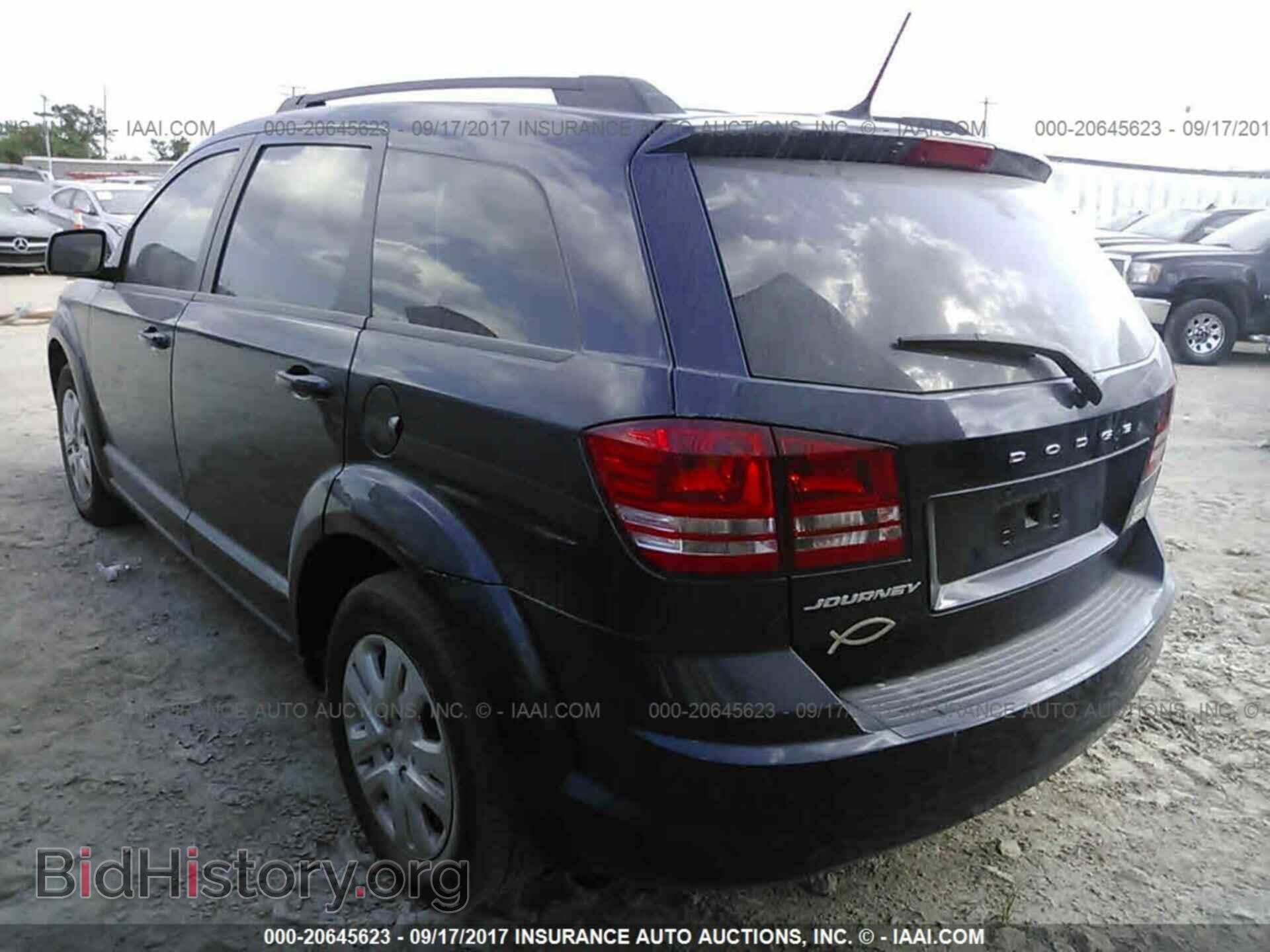 2017 Dodge Journey - VIN: 3C4PDCAB8HT563784 - Фото 3