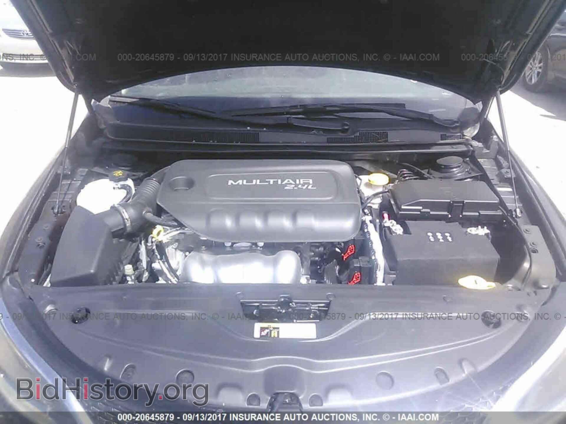 2016 Chrysler 200 - VIN: 1C3CCCAB5GN119184 - Фото 10