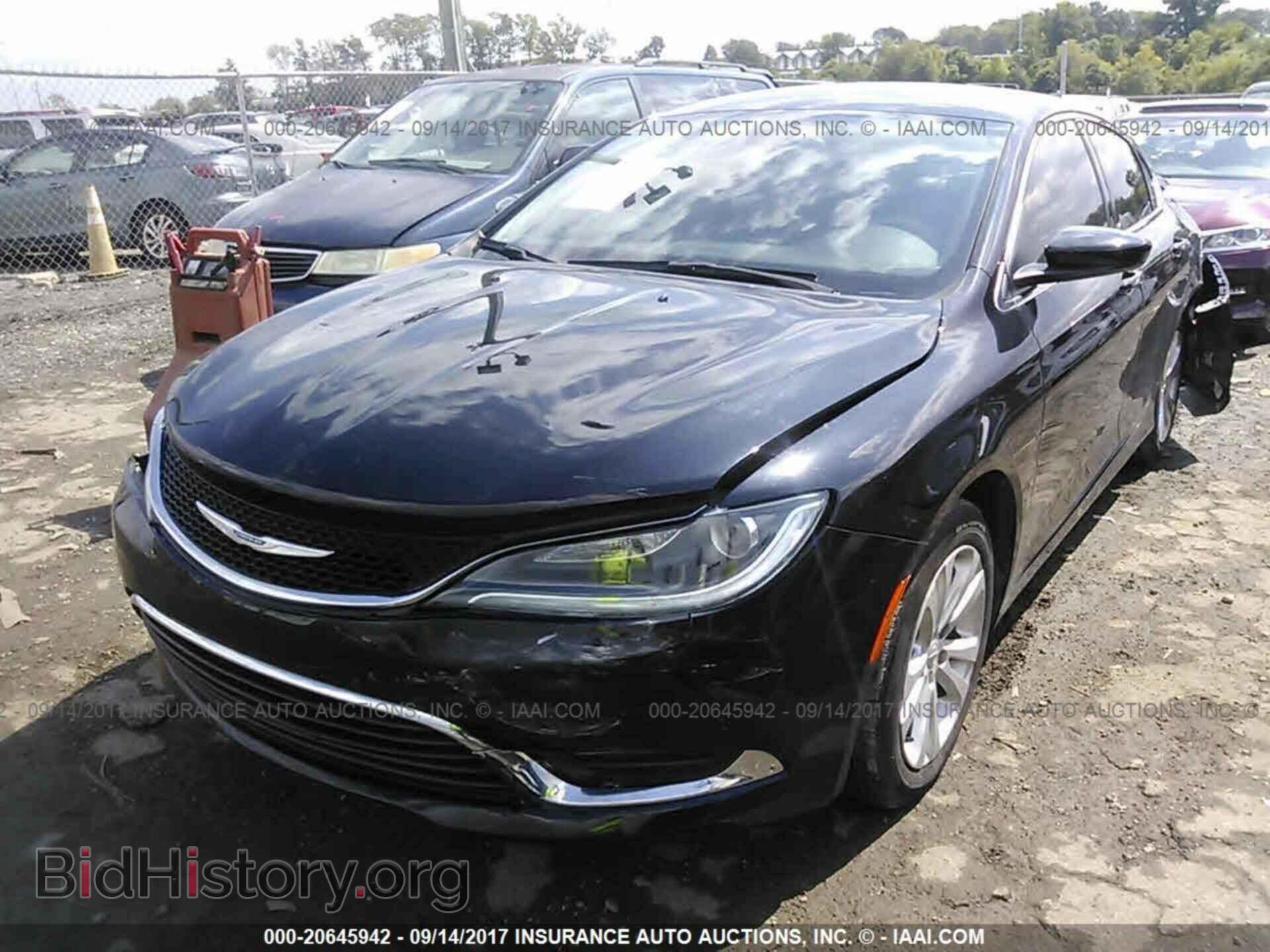 2016 Chrysler 200 - VIN: 1C3CCCAB7GN180147 - Photo 2