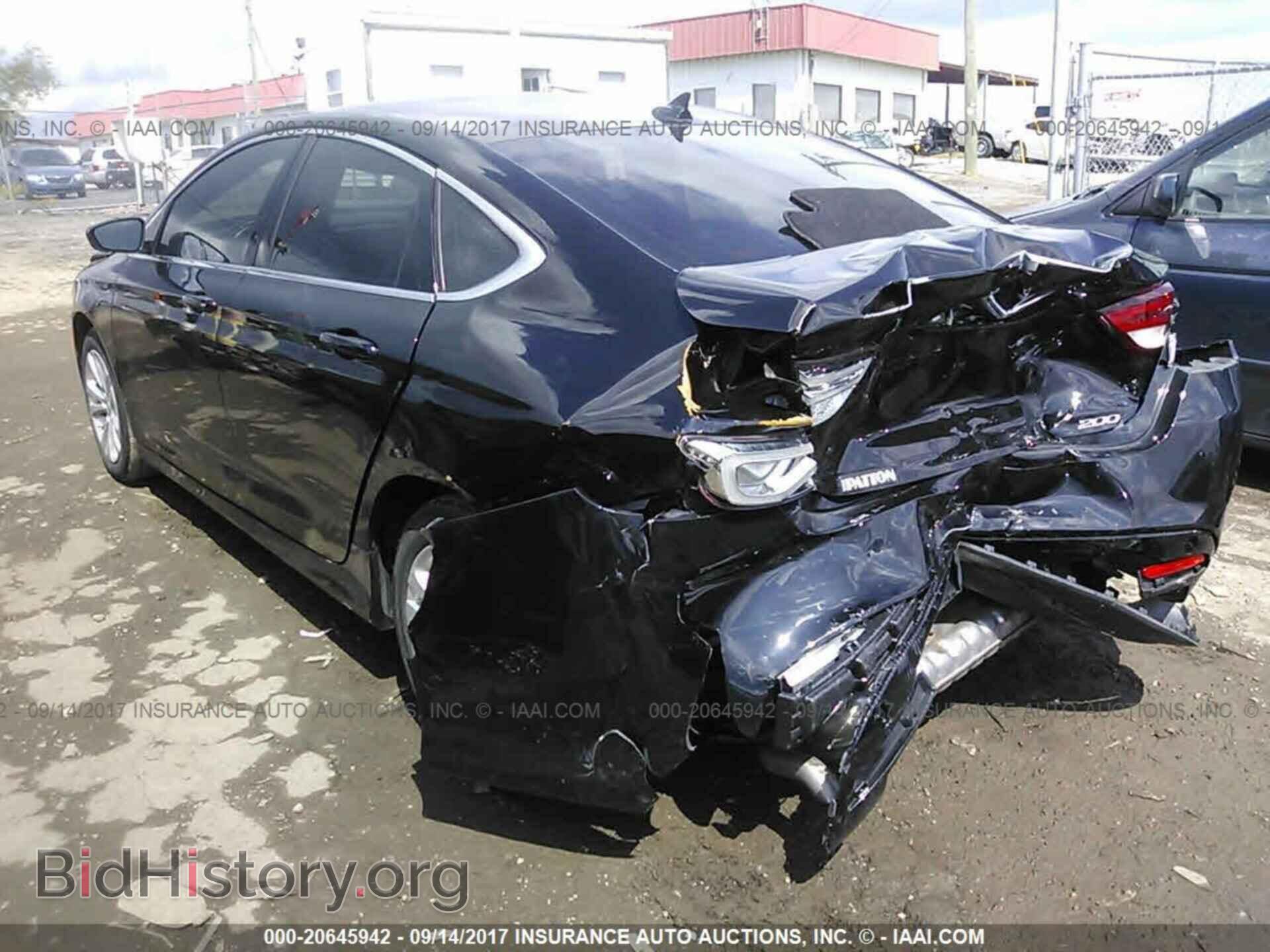 2016 Chrysler 200 - VIN: 1C3CCCAB7GN180147 - Photo 3
