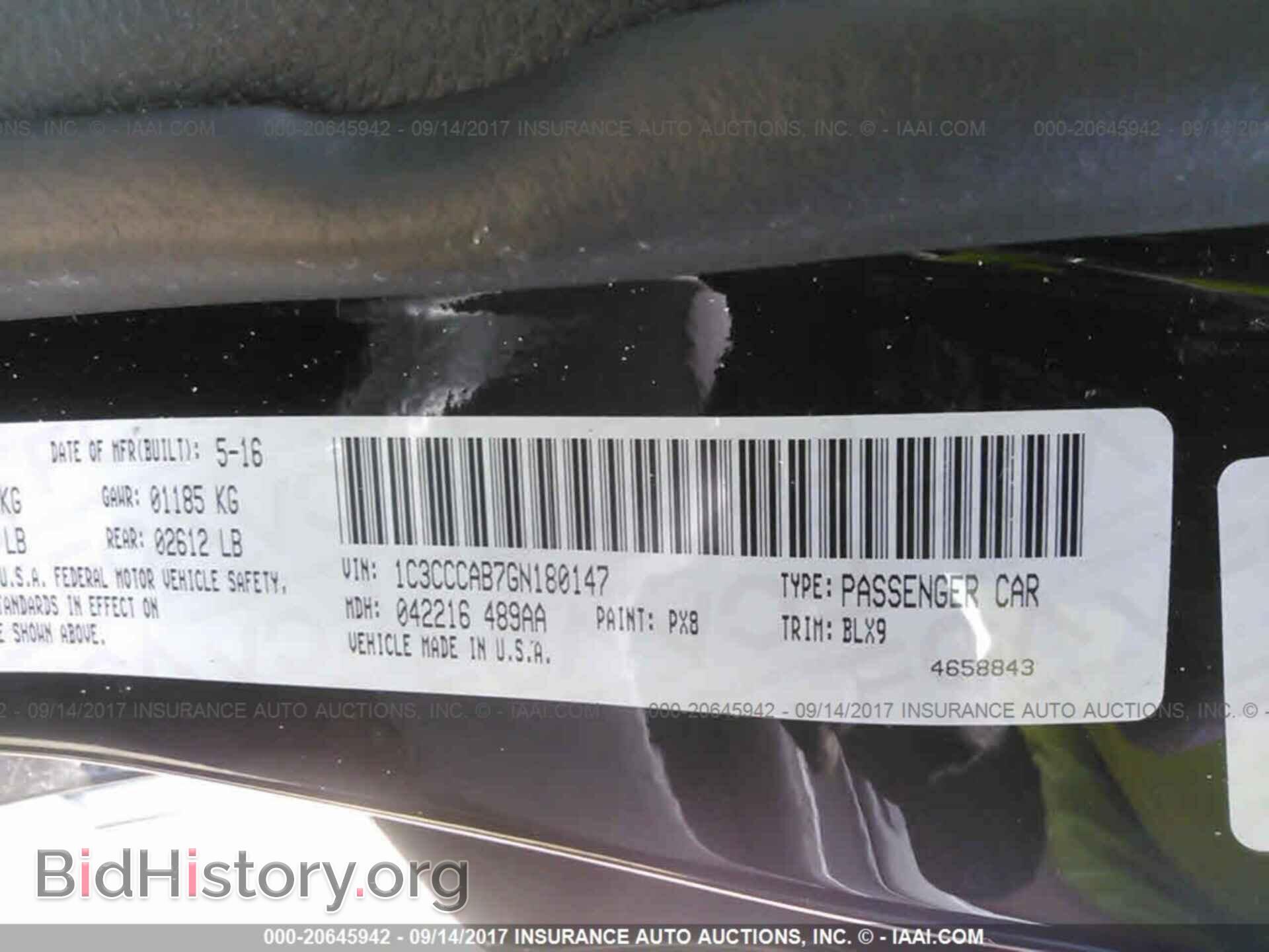 2016 Chrysler 200 - VIN: 1C3CCCAB7GN180147 - Photo 9