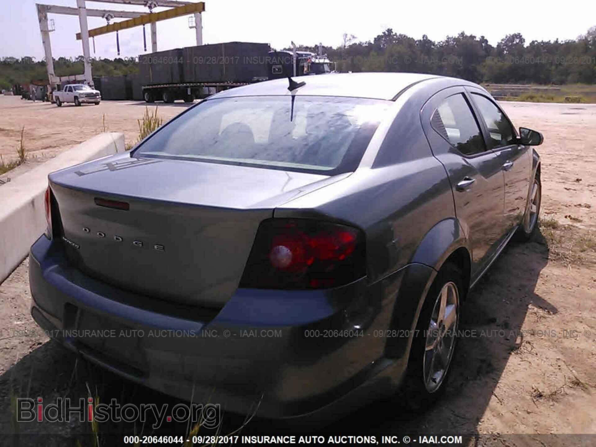 2013 Dodge Avenger - VIN: 1C3CDZAB6DN564075 - Photo 4