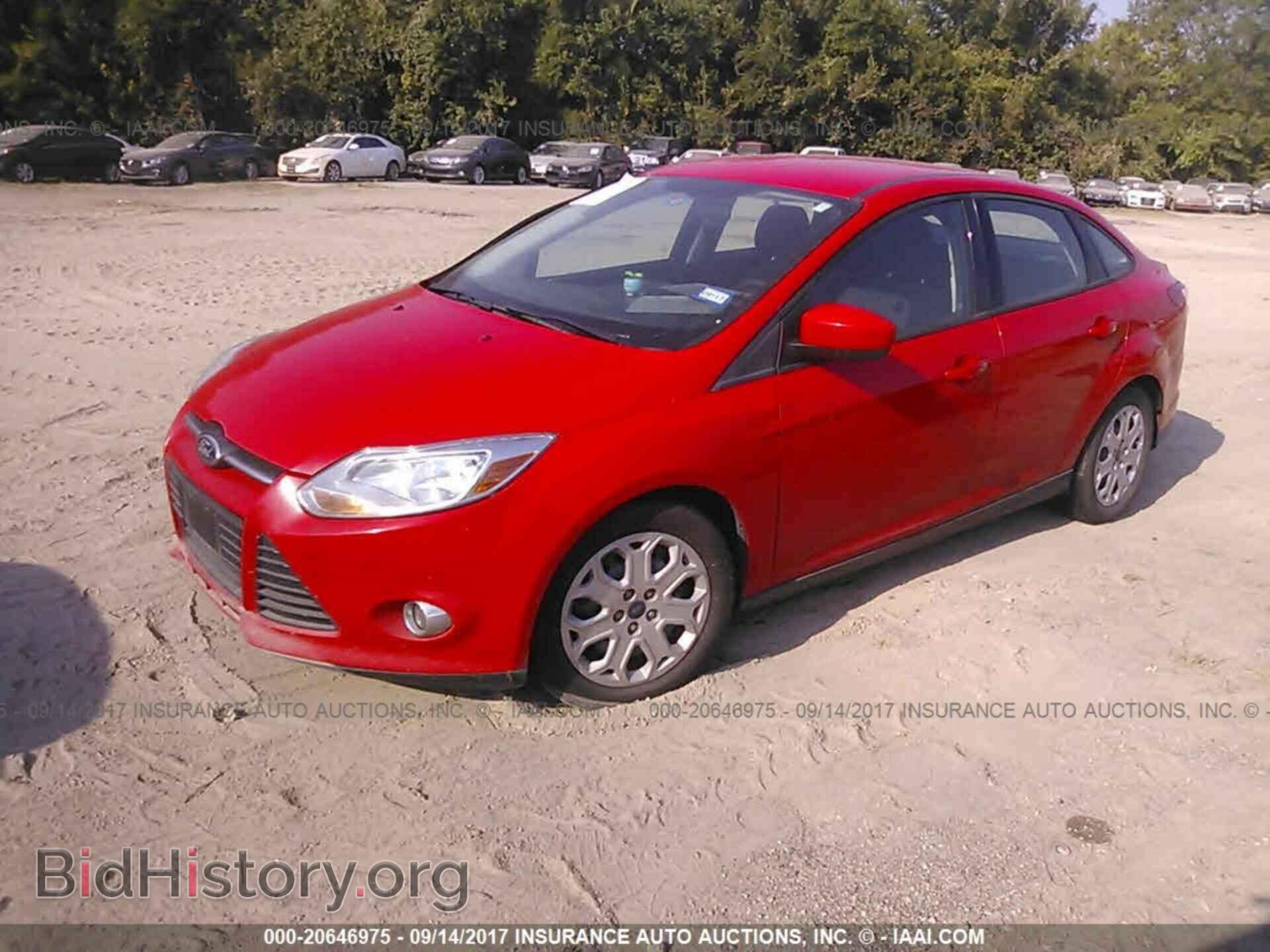 2012 Ford Focus - VIN: 1FAHP3F20CL449471 - Photo 2