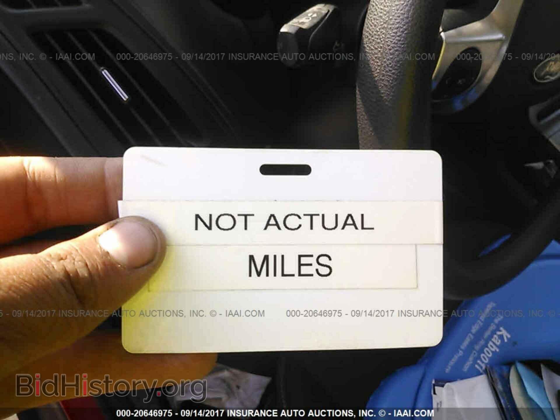 2012 Ford Focus - VIN: 1FAHP3F20CL449471 - Photo 7
